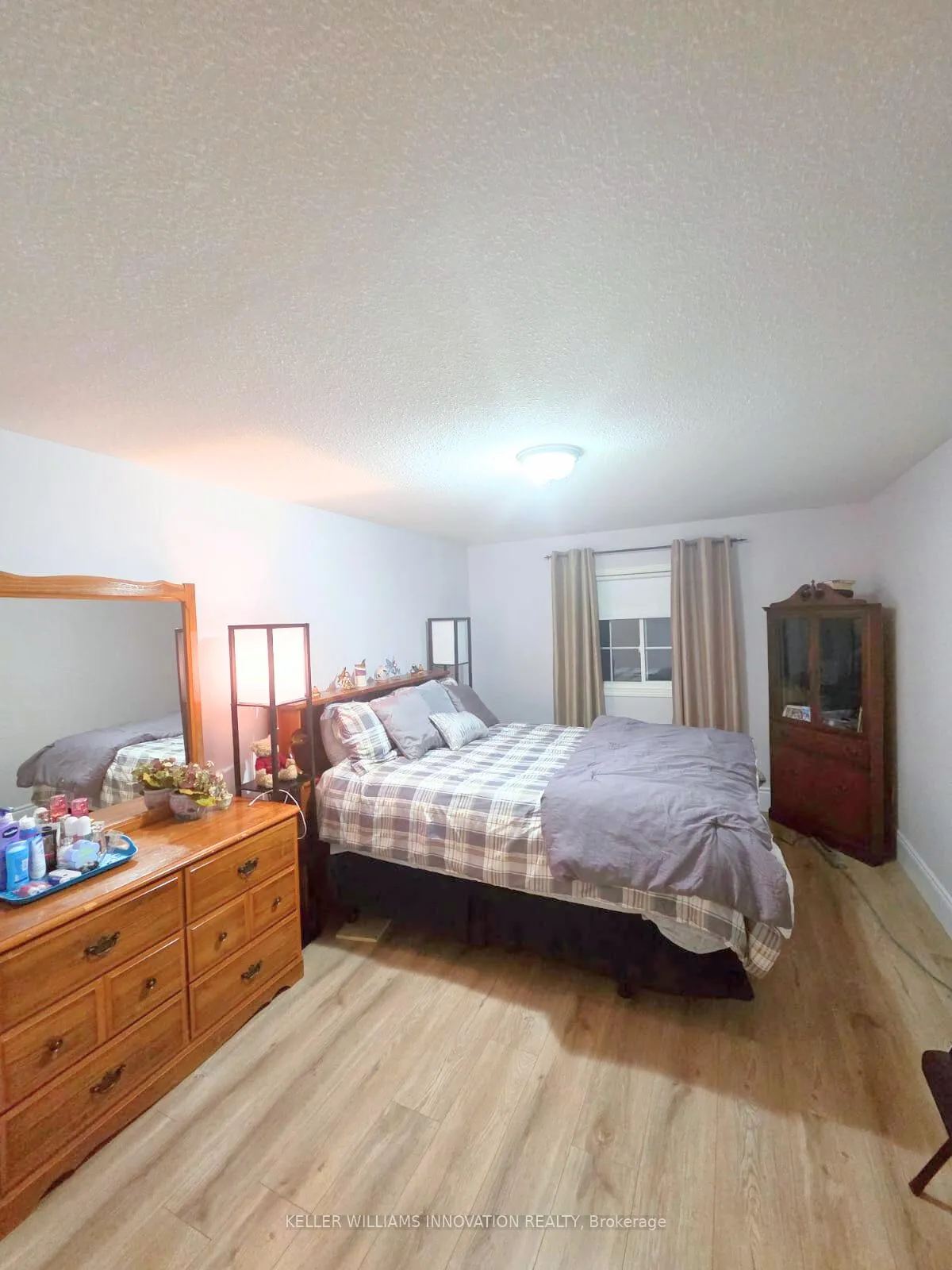 Photo 5 of 235 Prosperity Drive, Kitchener — HOMEH