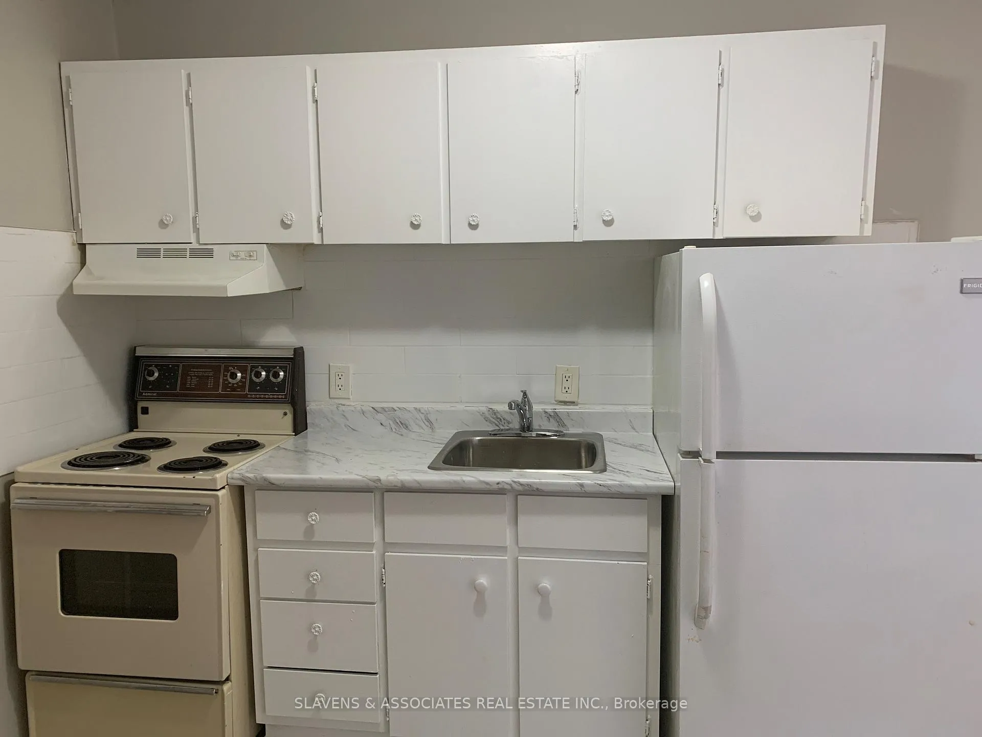 Photo 4 of Unit 8, 45 King Avenue W, Clarington, Newcastle — HOMEH