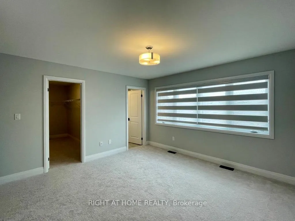 Photo 10 of 14 Sweet Cicely Street, Springwater, Midhurst — HOMEH