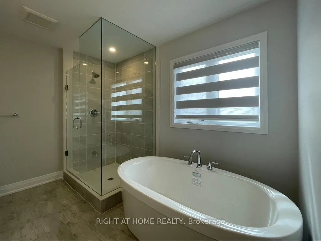 Photo 13 of 14 Sweet Cicely Street, Springwater, Midhurst — HOMEH