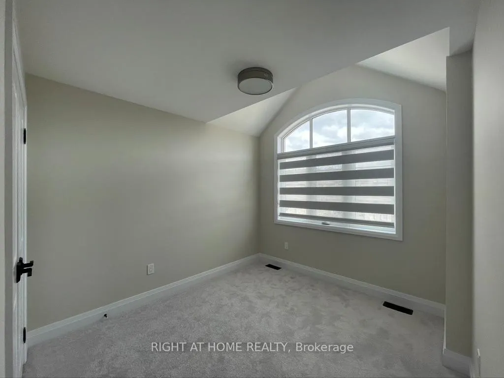 Photo 18 of 14 Sweet Cicely Street, Springwater, Midhurst — HOMEH