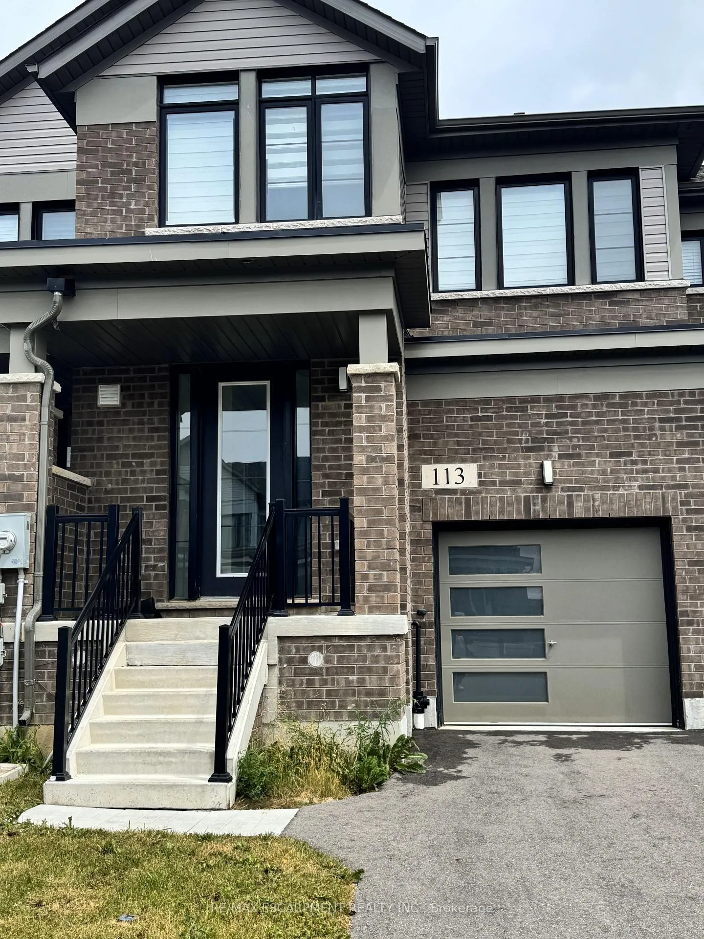 Photo 1 of 113 Freedom Crescent, Hamilton, Mount Hope — HOMEH