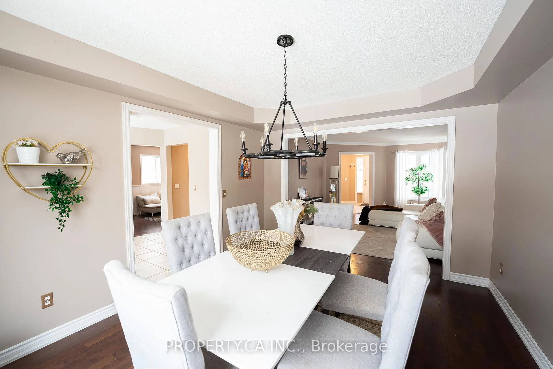 Photo 5 of 12 Wice Road, Barrie, Holly — HOMEH