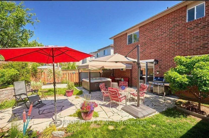Photo 16 of 12 Wice Road, Barrie, Holly — HOMEH