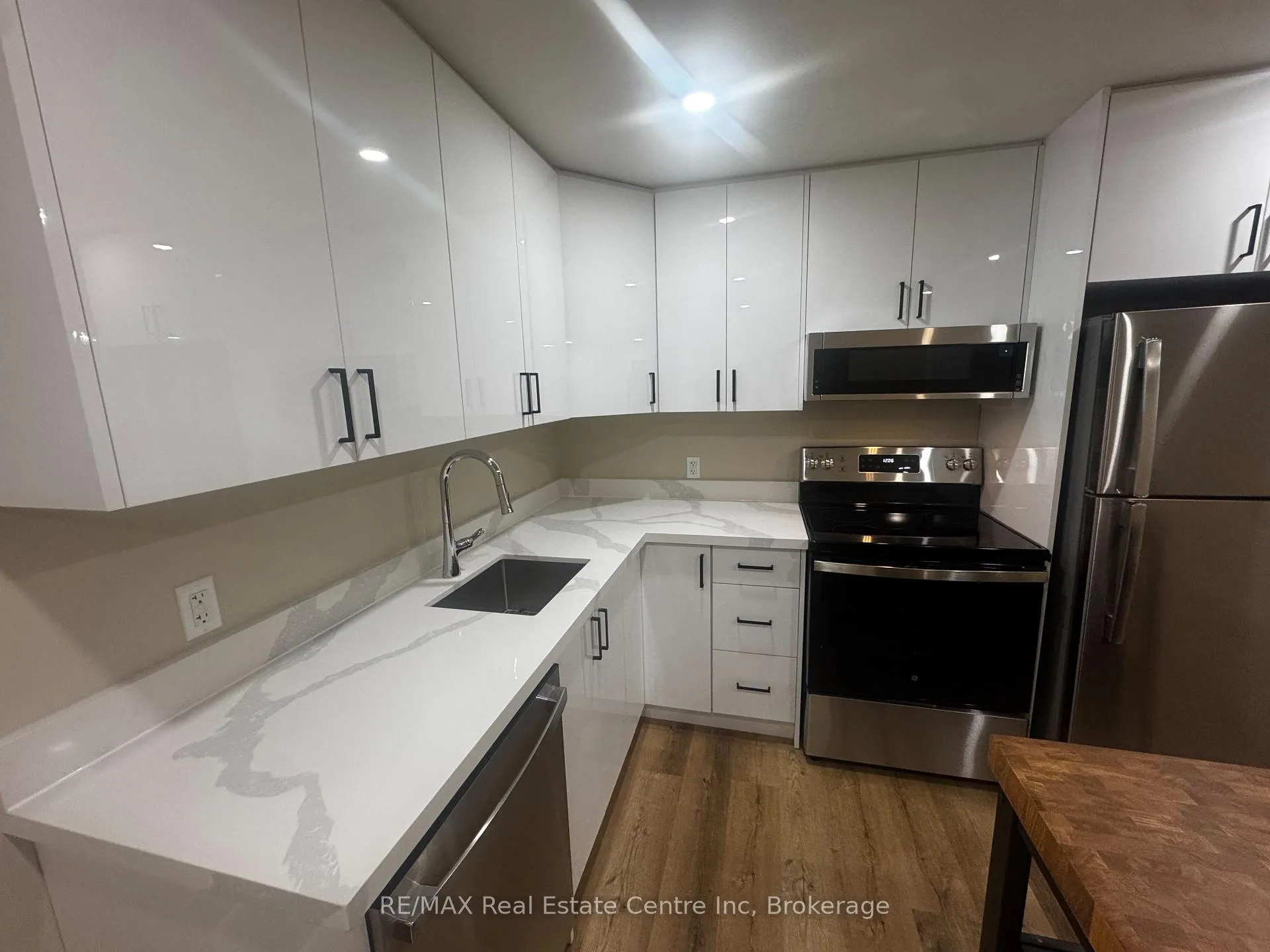 Photo 3 of Unit LOWER - B, 527 Main Street, Guelph/Eramosa, Rockwood — HOMEH
