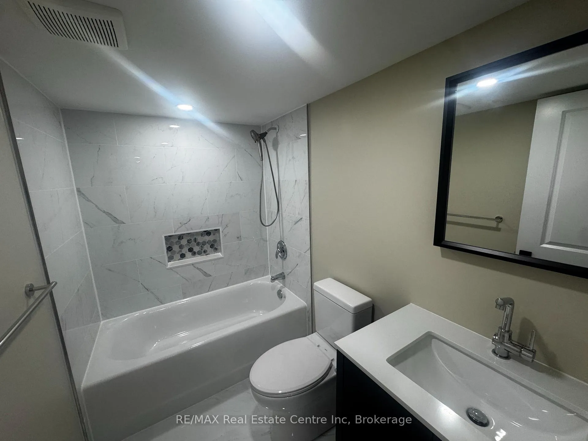 Photo 7 of Unit LOWER - B, 527 Main Street, Guelph/Eramosa, Rockwood — HOMEH