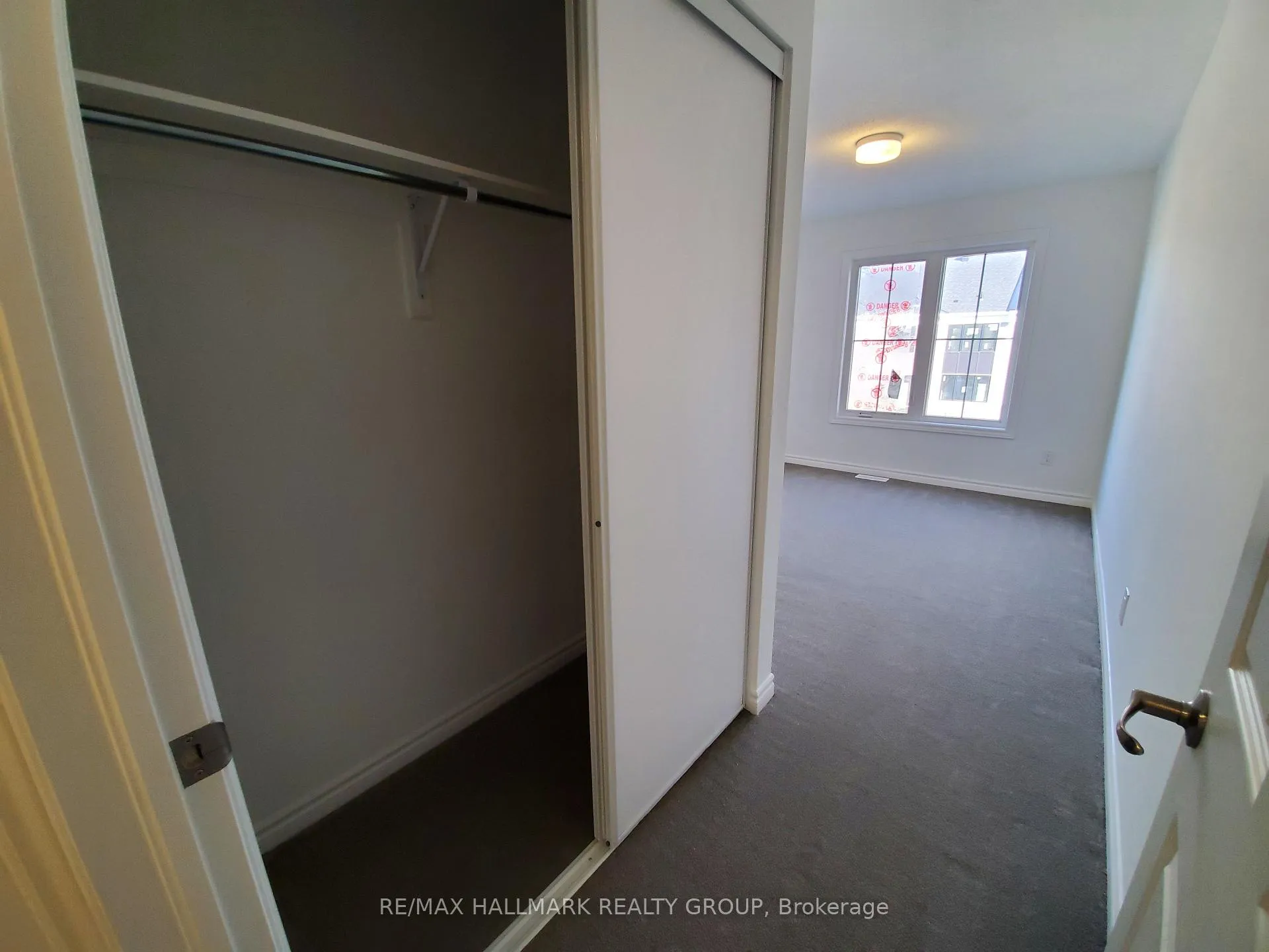 Photo 13 of 85 Ballinora Way, Ottawa, Stittsville (North) — HOMEH