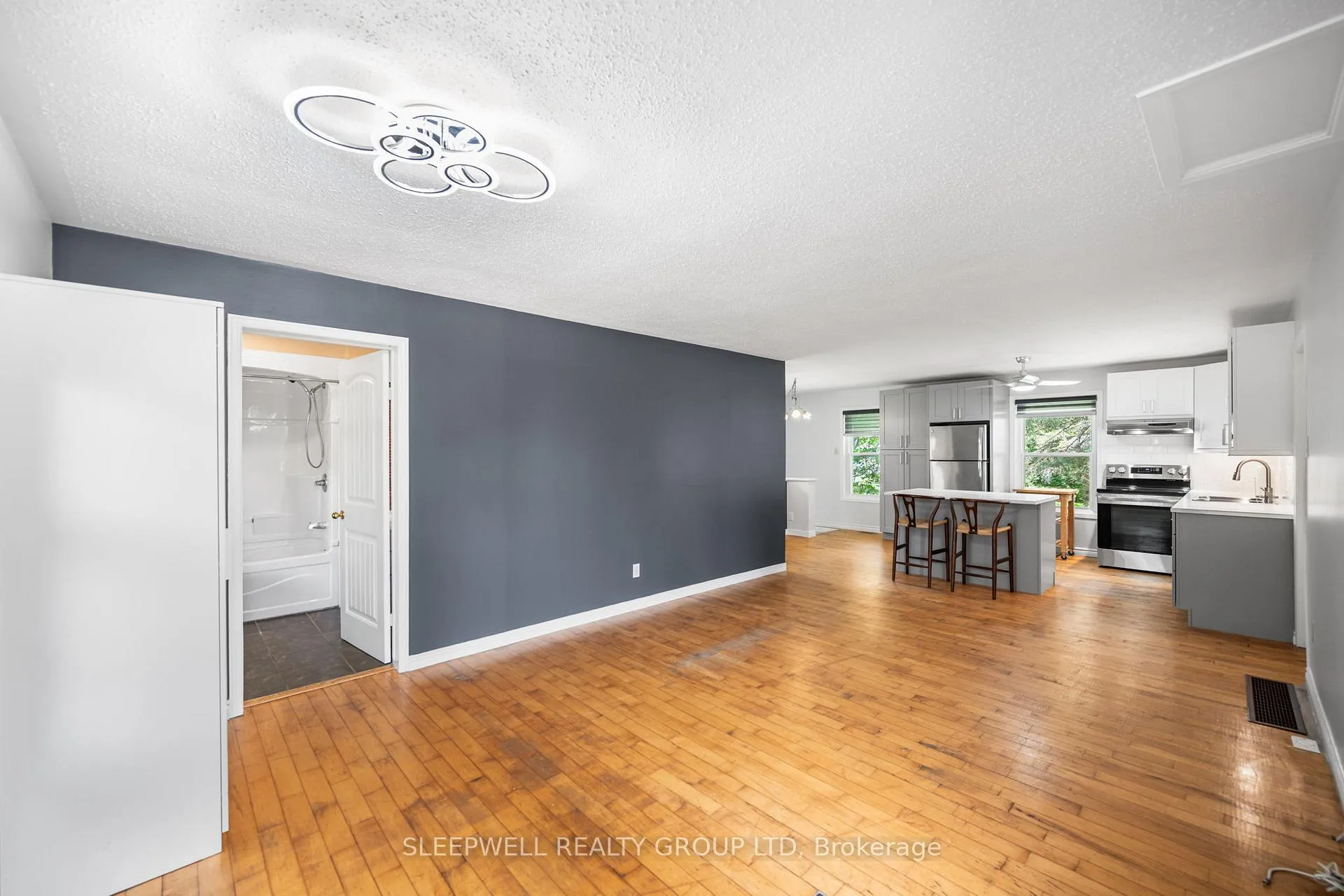 Photo 7 of 3529 Carp Road, Ottawa, Carp — HOMEH