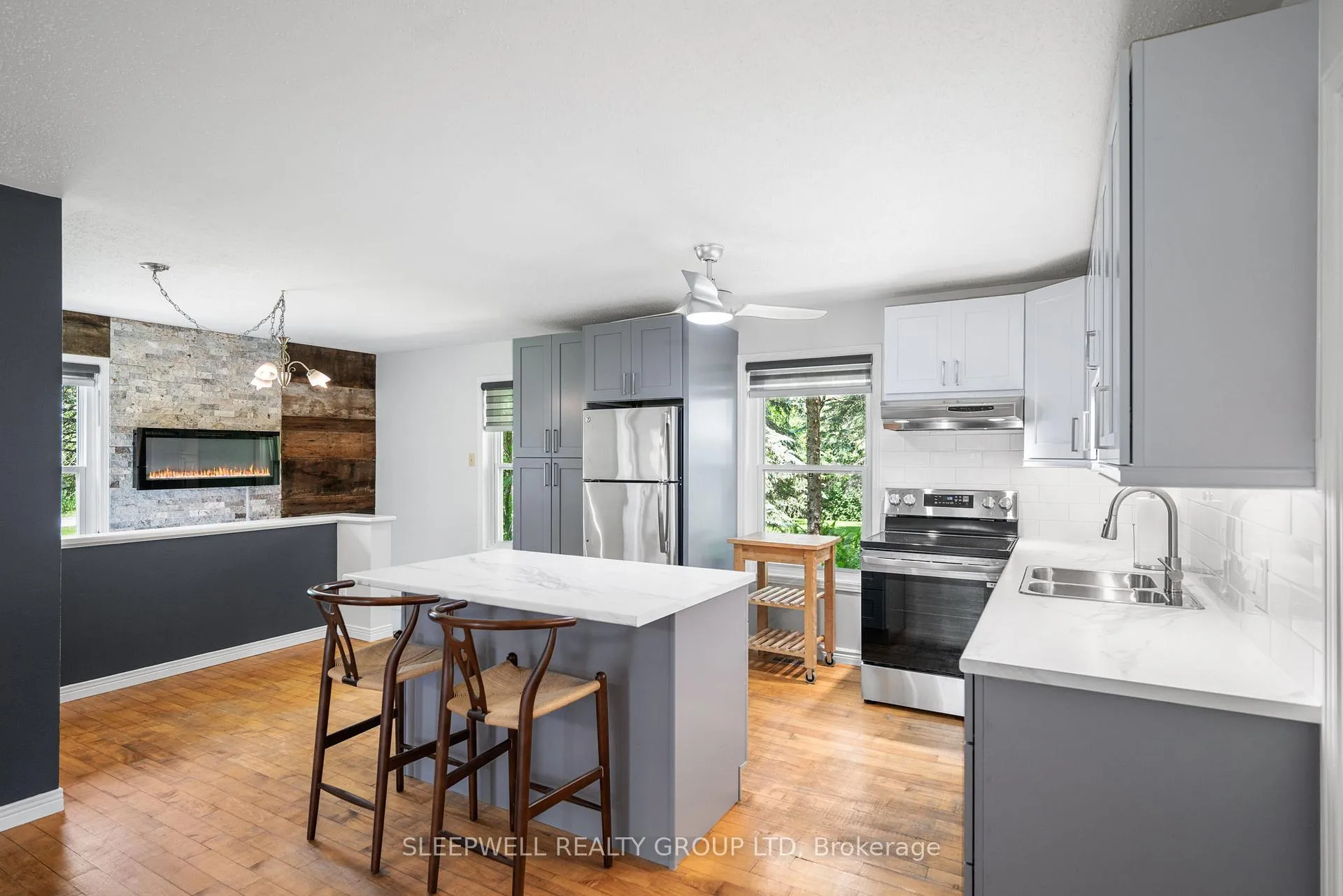 Photo 11 of 3529 Carp Road, Ottawa, Carp — HOMEH