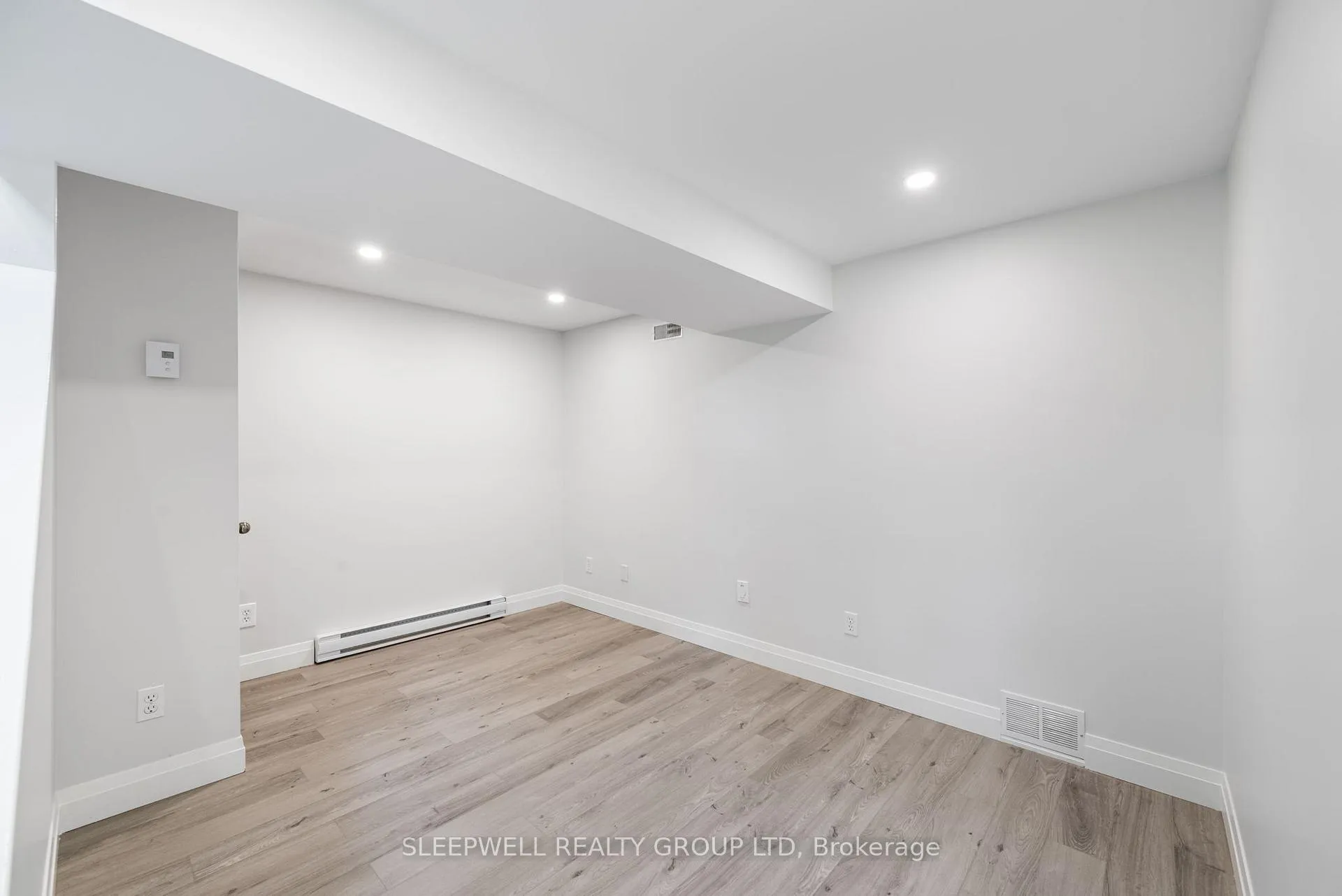 Photo 25 of 3529 Carp Road, Ottawa, Carp — HOMEH
