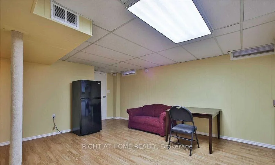 Photo 3 of Unit BASEMENT, 29 Holsworthy Crescent, Markham, German Mills — HOMEH