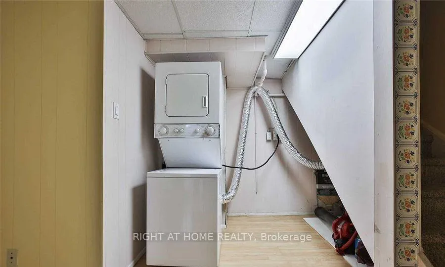 Photo 9 of Unit BASEMENT, 29 Holsworthy Crescent, Markham, German Mills — HOMEH