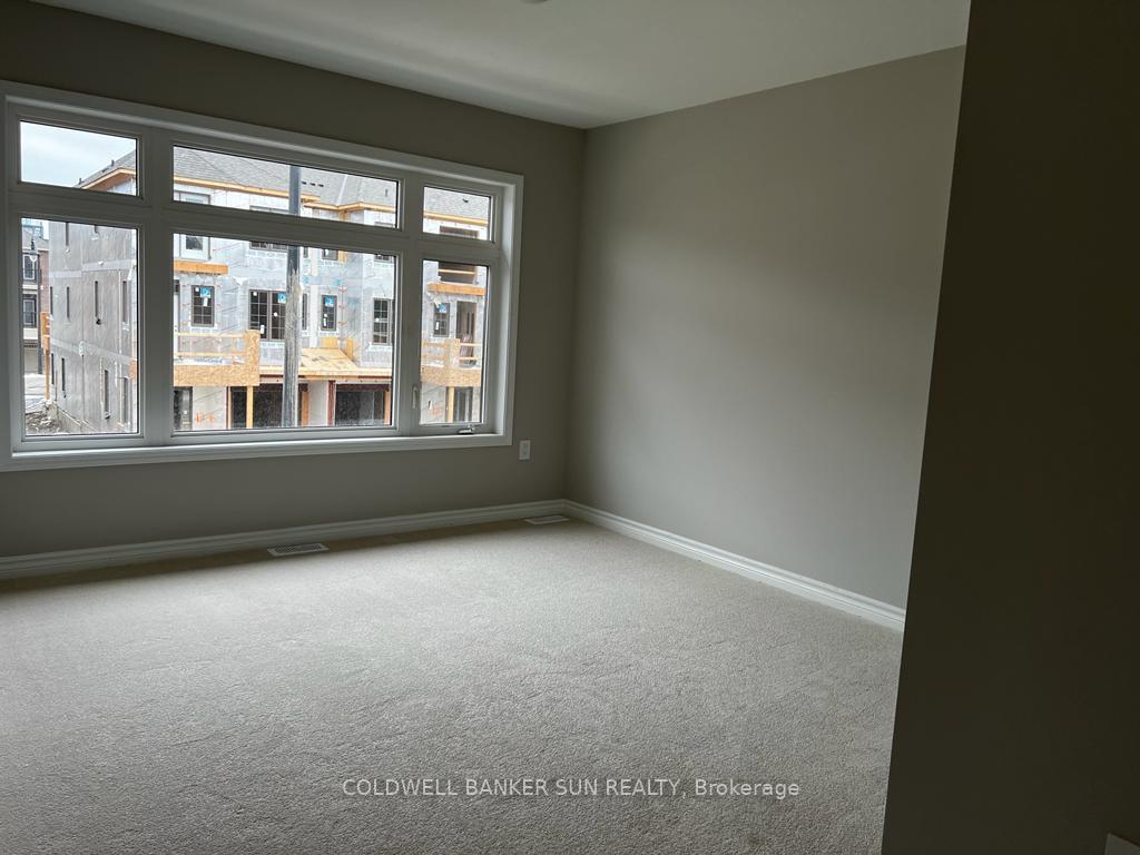 Photo 8 of 22 Keppel Circle, Brampton, Northwest Brampton — HOMEH