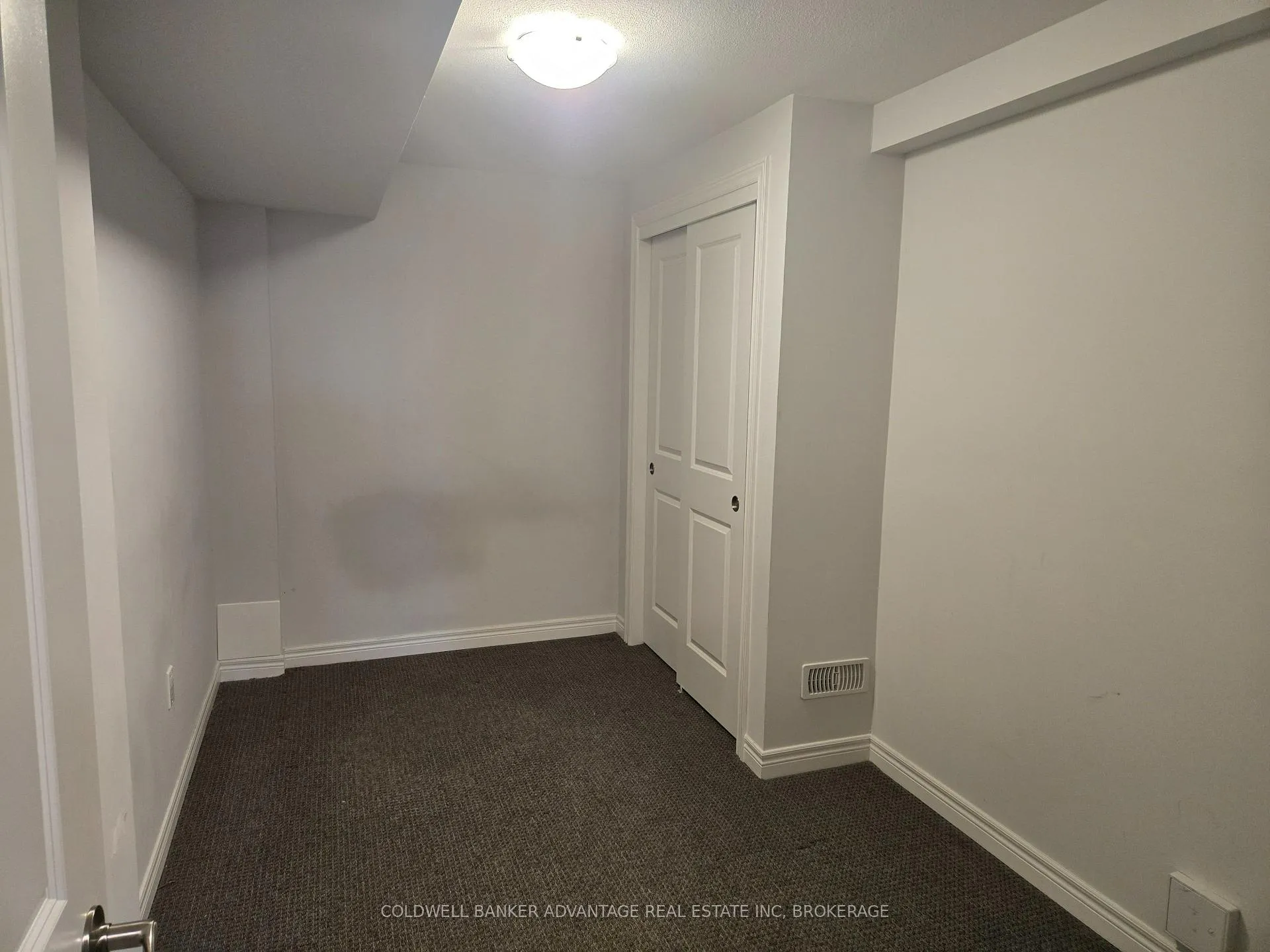 Photo 6 of Unit lower, 49 Lymburner Street, Pelham, Fonthill — HOMEH
