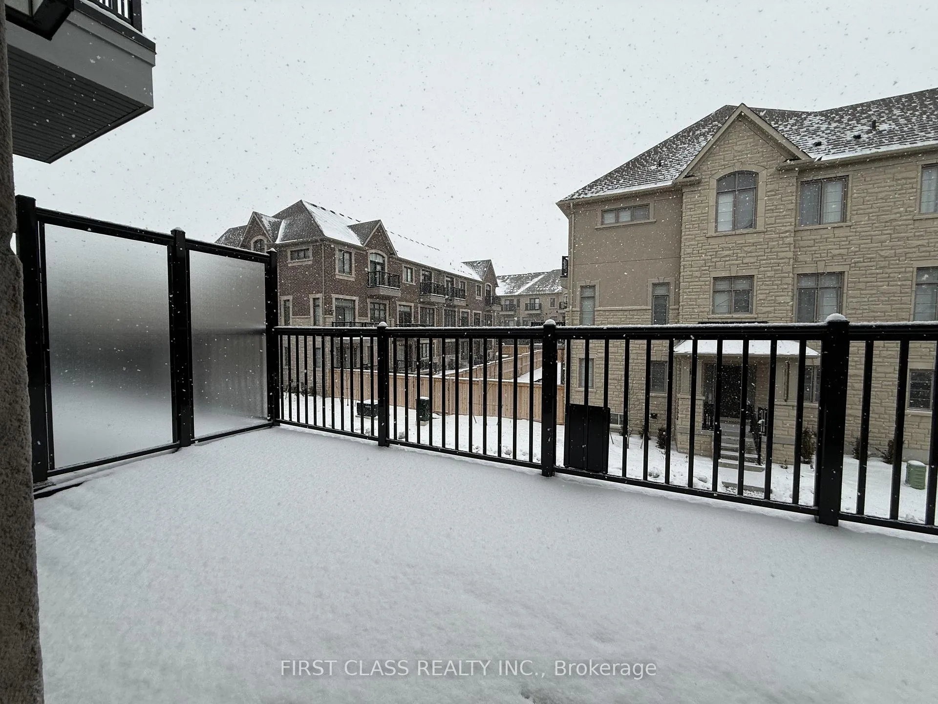 Photo 12 of 28 Gardeners Lane, Markham, Angus Glen — HOMEH