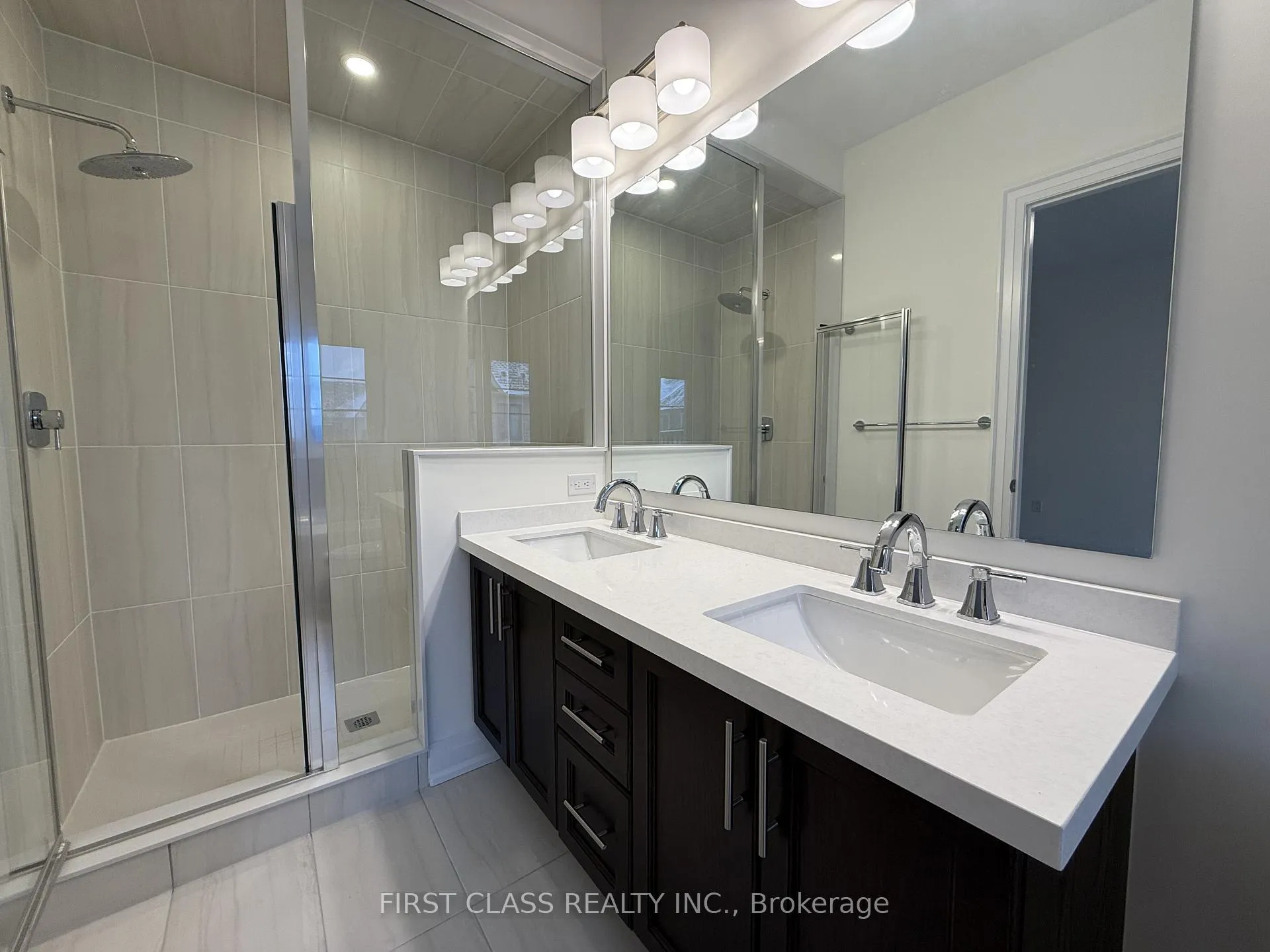 Photo 25 of 28 Gardeners Lane, Markham, Angus Glen — HOMEH
