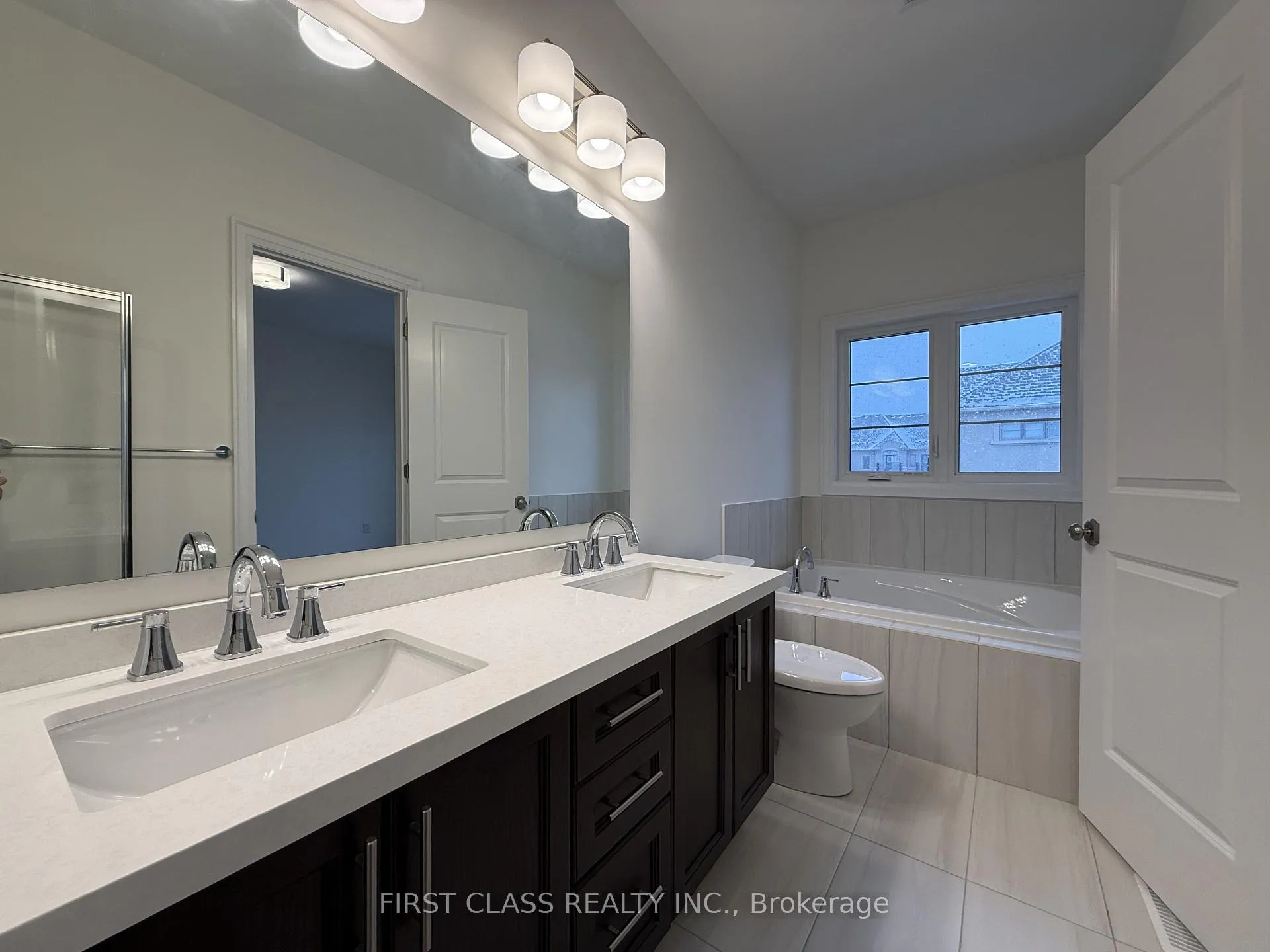 Photo 26 of 28 Gardeners Lane, Markham, Angus Glen — HOMEH