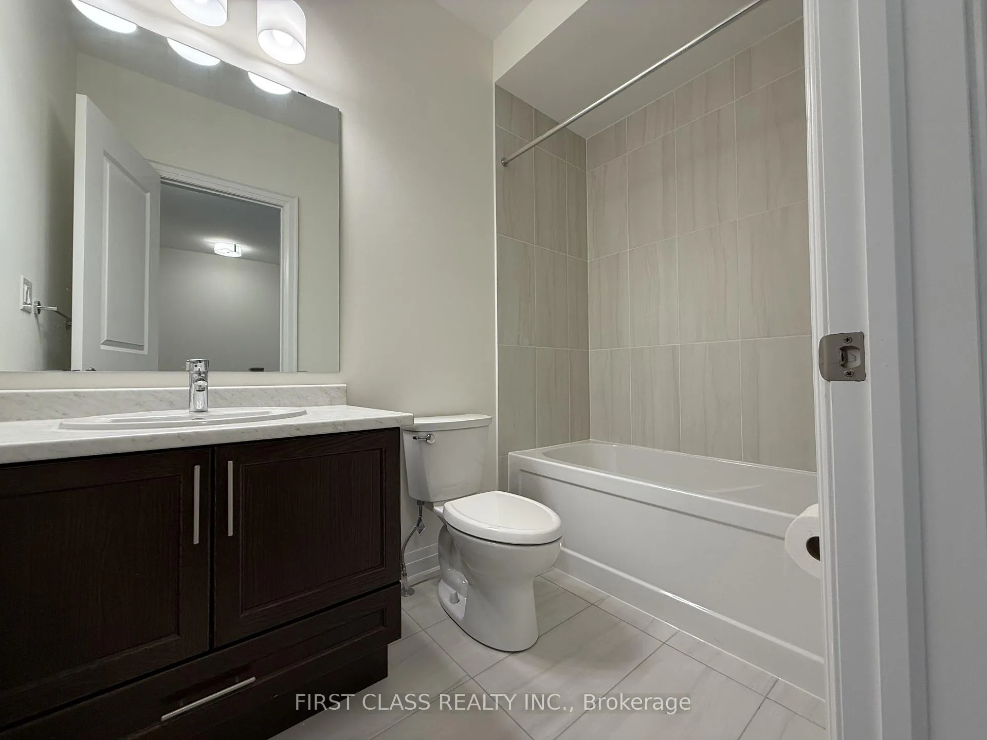 Photo 31 of 28 Gardeners Lane, Markham, Angus Glen — HOMEH