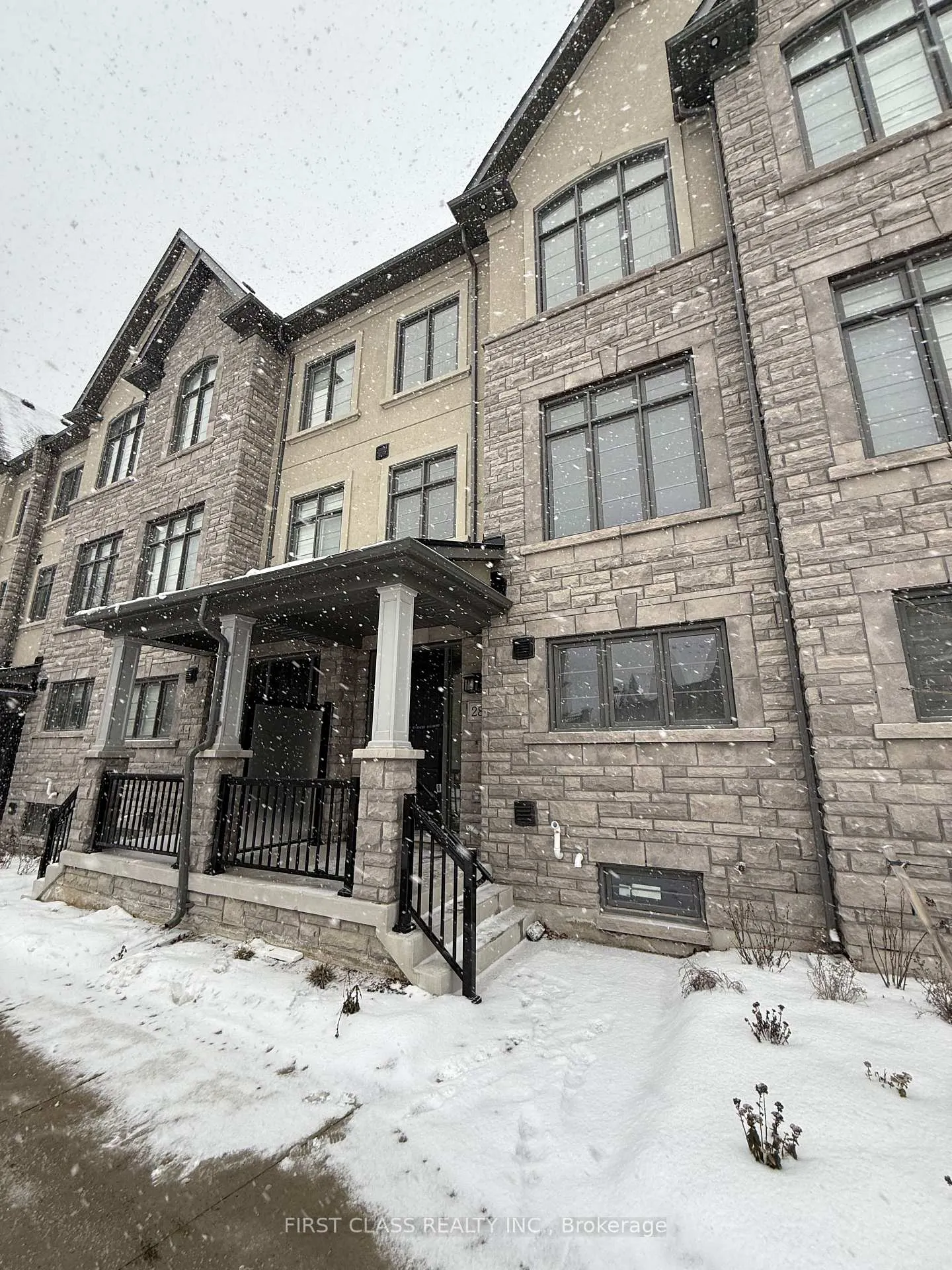 Photo 35 of 28 Gardeners Lane, Markham, Angus Glen — HOMEH
