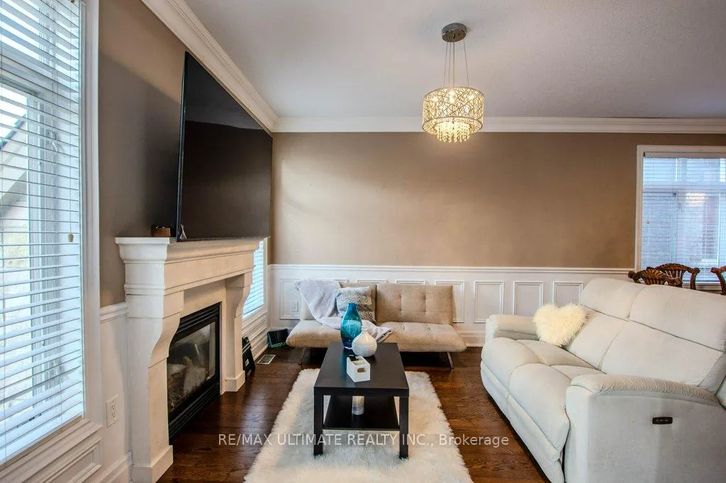 Photo 10 of Unit Upper, 38 Catherine Drive, Barrie, Painswick South — HOMEH