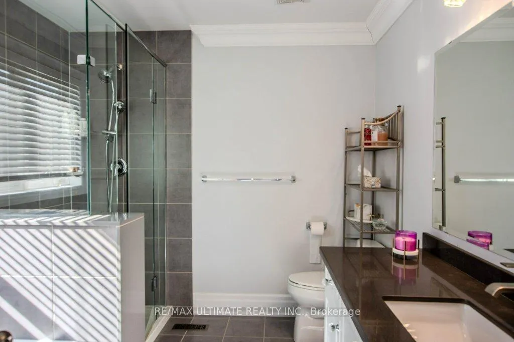 Photo 23 of Unit Upper, 38 Catherine Drive, Barrie, Painswick South — HOMEH