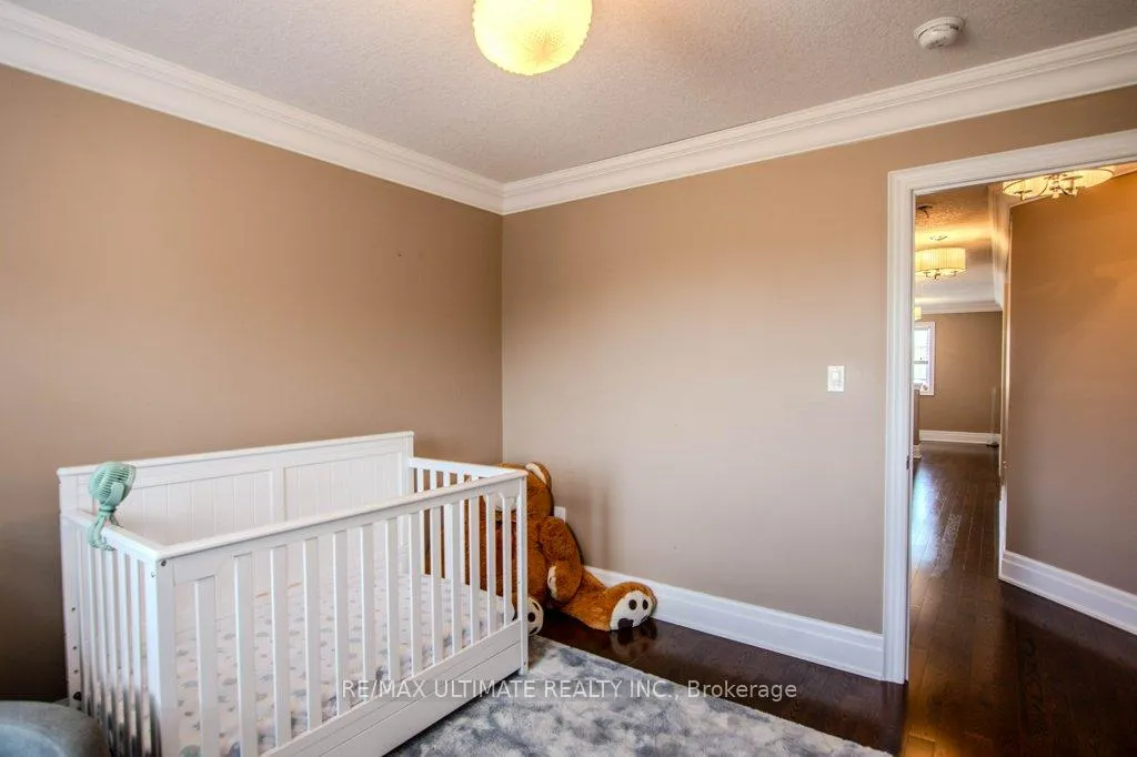 Photo 29 of Unit Upper, 38 Catherine Drive, Barrie, Painswick South — HOMEH