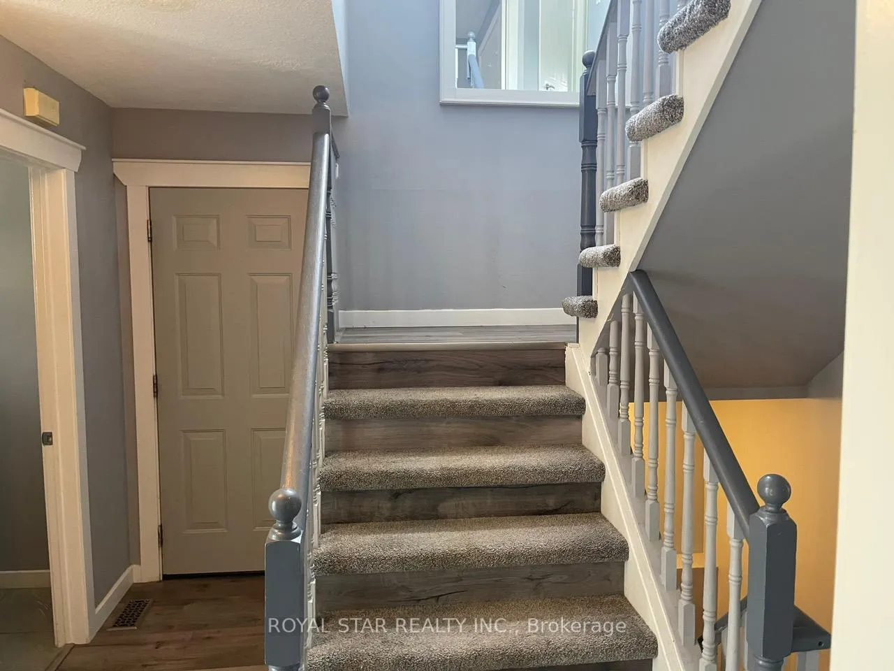 Photo 10 of 563 Park Avenue, Shelburne — HOMEH