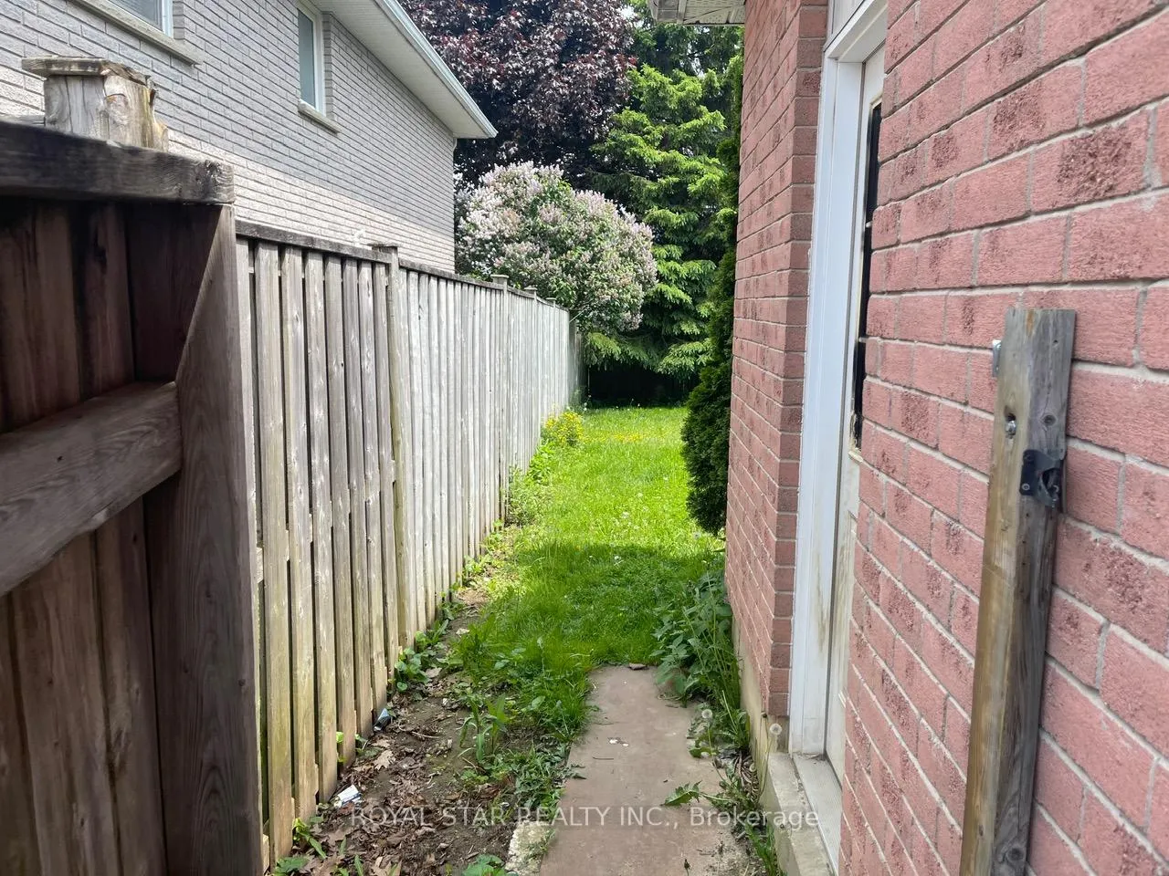 Photo 27 of 563 Park Avenue, Shelburne — HOMEH