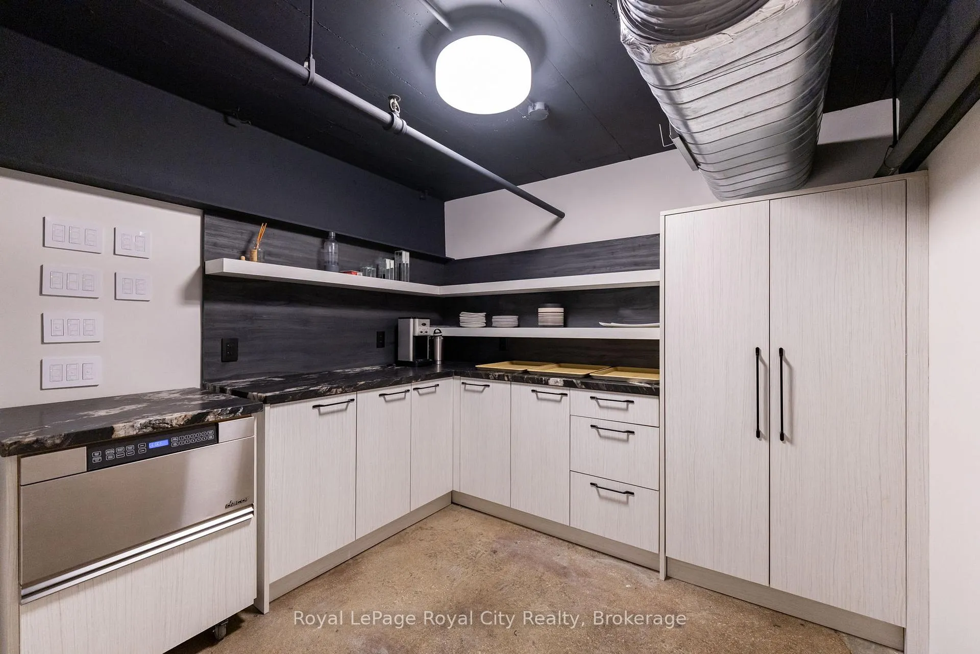 Photo 9 of 55 Norfolk Street, Guelph, Downtown — HOMEH