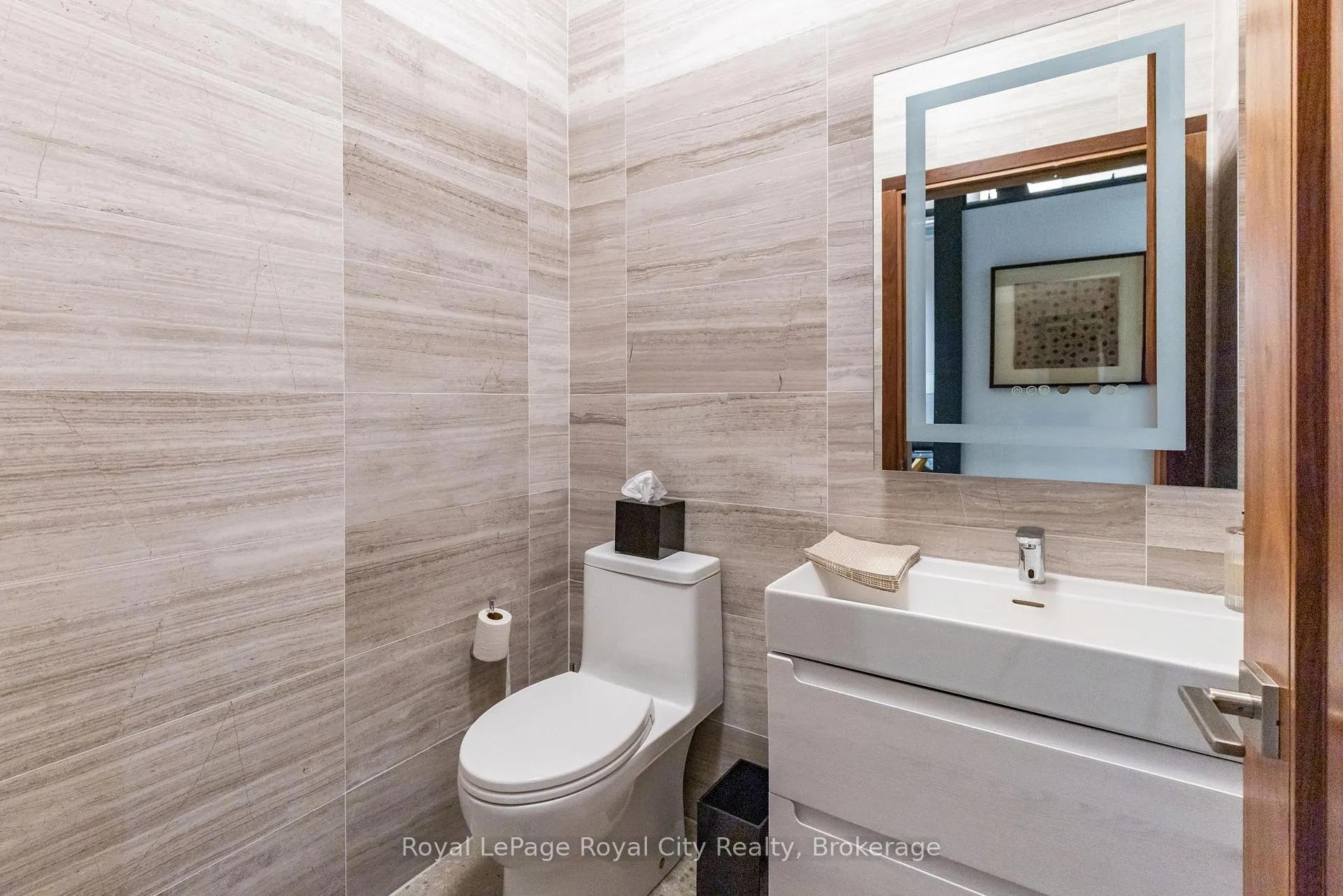 Photo 12 of 55 Norfolk Street, Guelph, Downtown — HOMEH