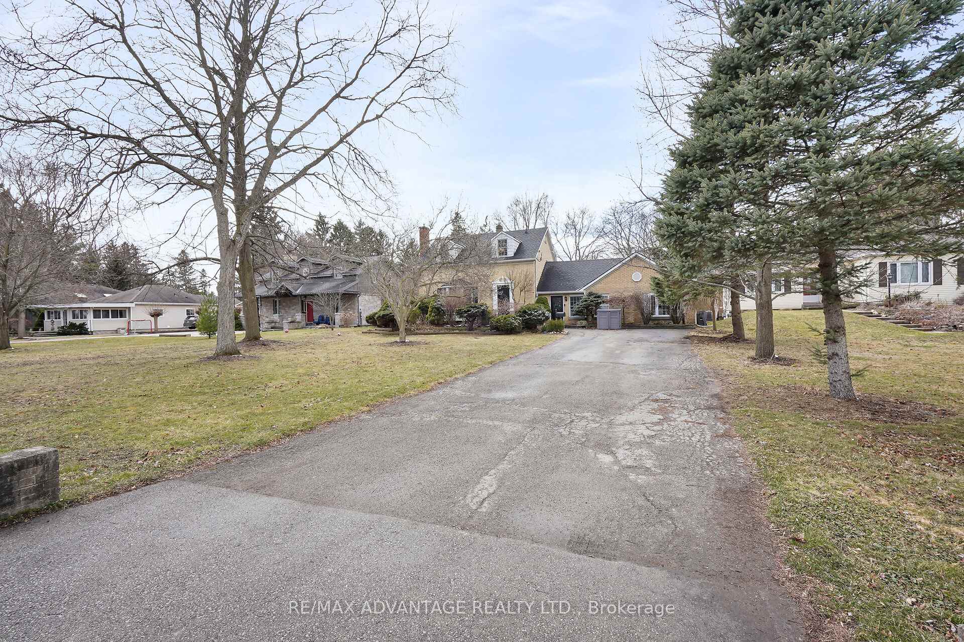 Photo 3 of 64 Crescent Avenue, Central Elgin, Lynhurst — HOMEH