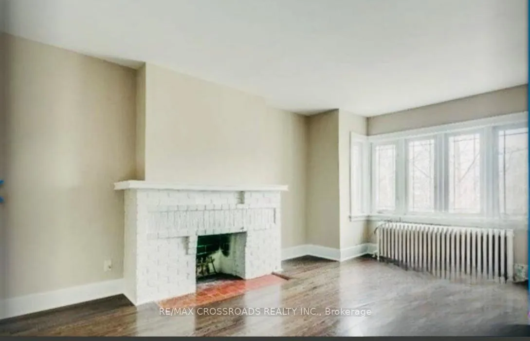 Photo 4 of Unit Main, 69 Lawrence Avenue E, Toronto, Lawrence Park South — HOMEH