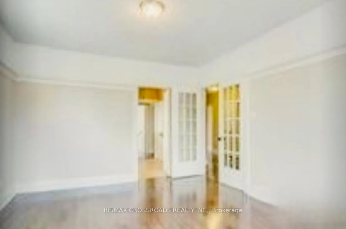 Photo 10 of Unit Main, 69 Lawrence Avenue E, Toronto, Lawrence Park South — HOMEH