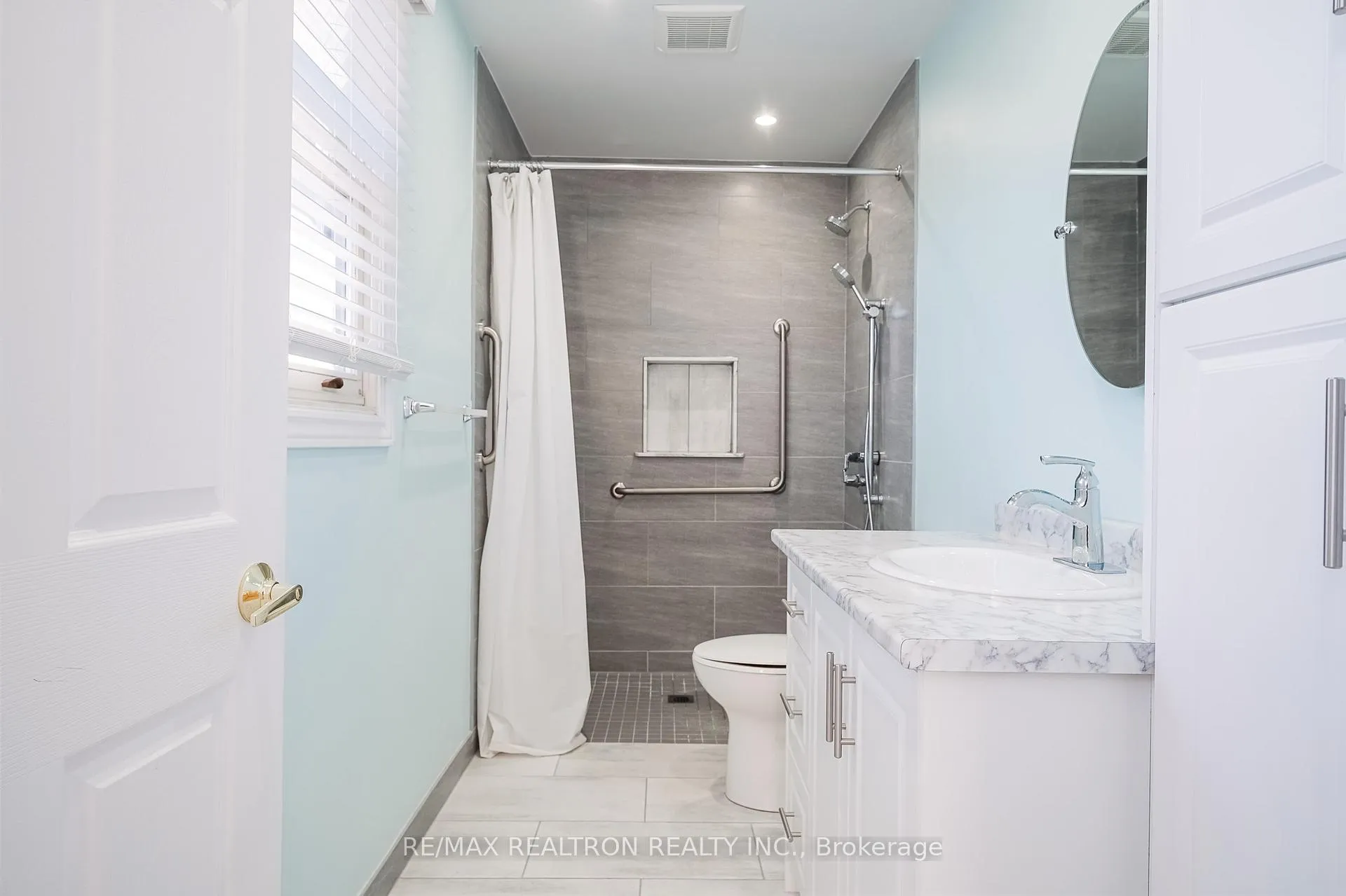 Photo 28 of 1069 Ripley Crescent, Oshawa, Pinecrest — HOMEH