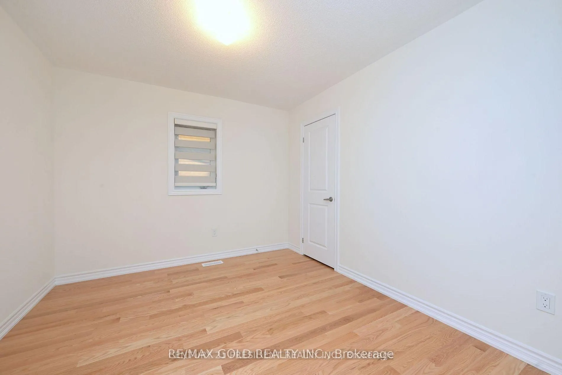 Photo 29 of 161 Terry Fox Drive, Barrie, Rural Barrie Southeast — HOMEH