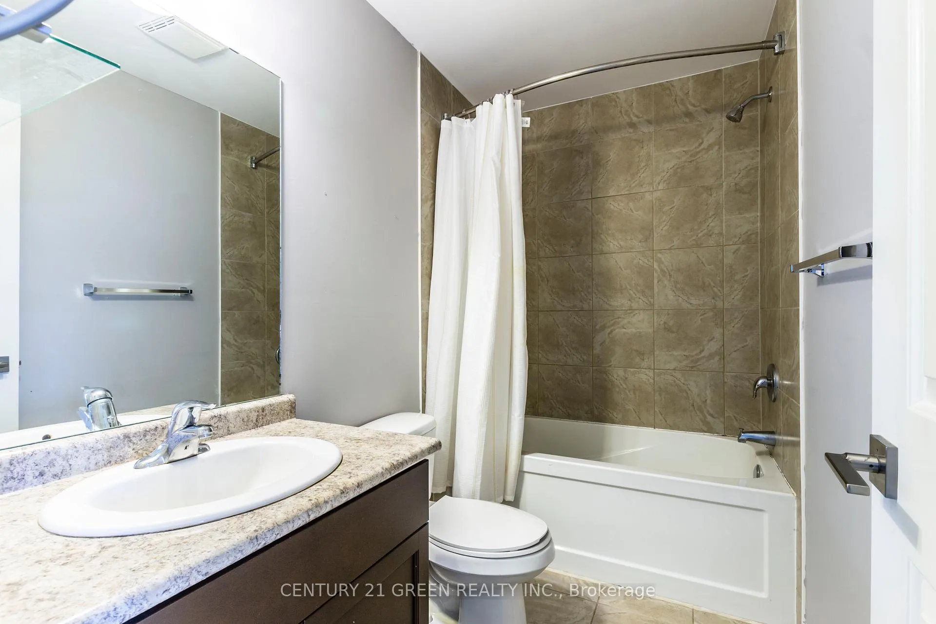 Photo 24 of 93 Sexton Crescent, Hamilton, Ancaster — HOMEH