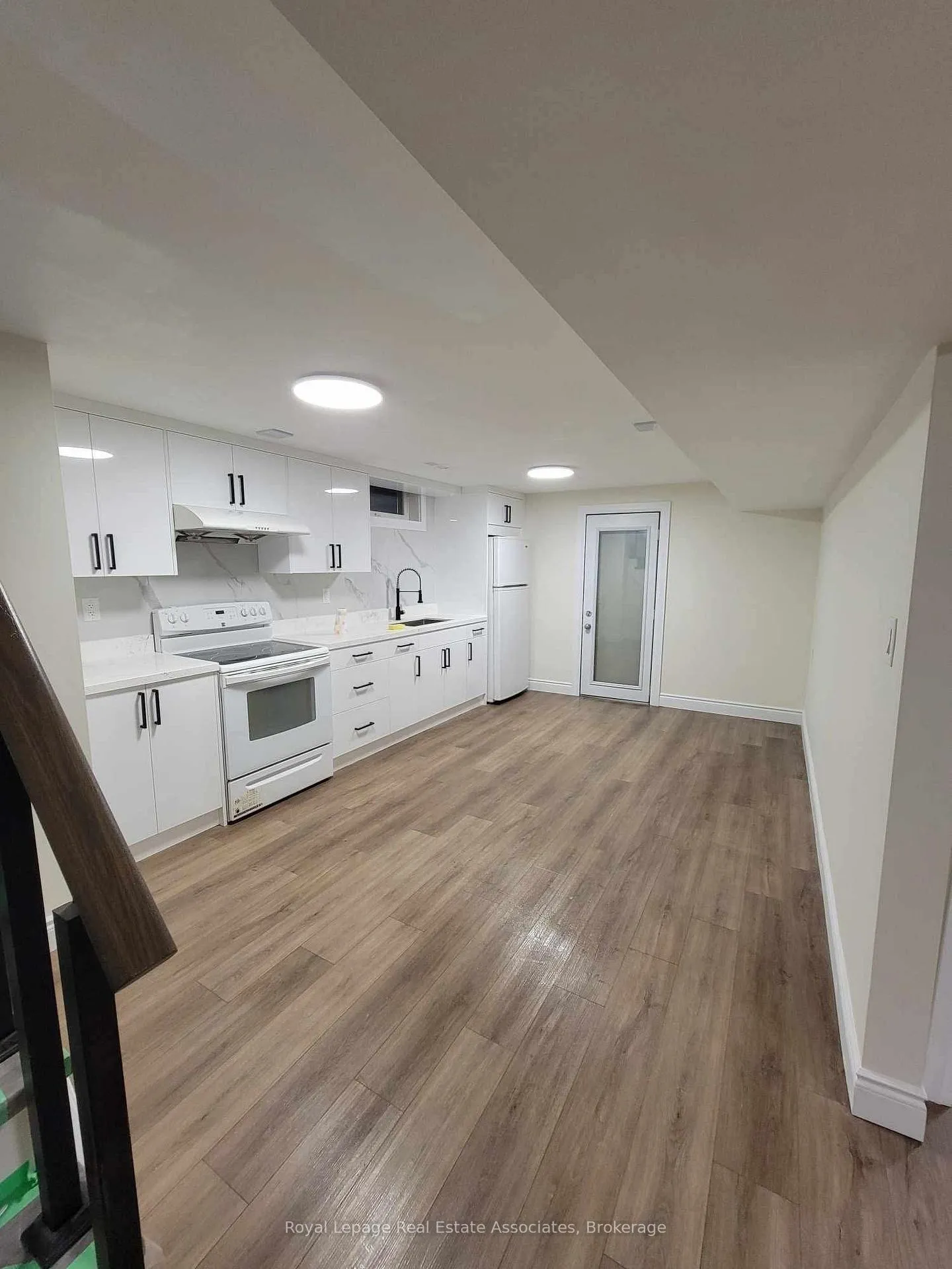 Front of Unit Basement, 86 Overlea Crescent