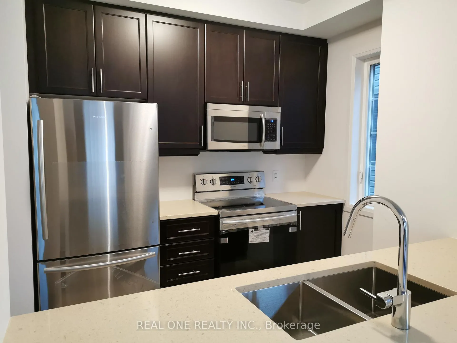 Photo 3 of Unit 87, 30 Times Square Boulevard, Hamilton, Stoney Creek Mountain — HOMEH