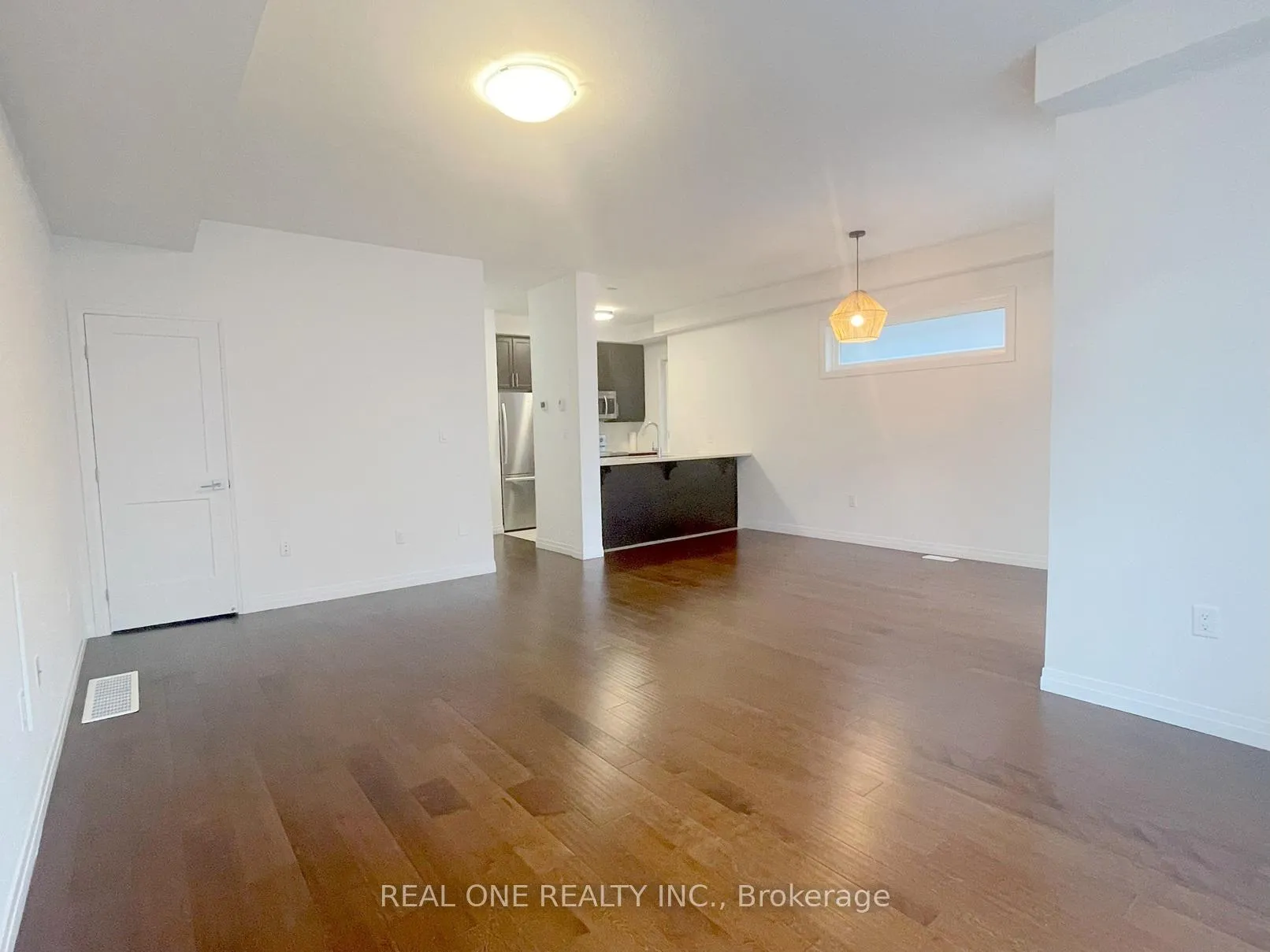 Photo 10 of Unit 87, 30 Times Square Boulevard, Hamilton, Stoney Creek Mountain — HOMEH