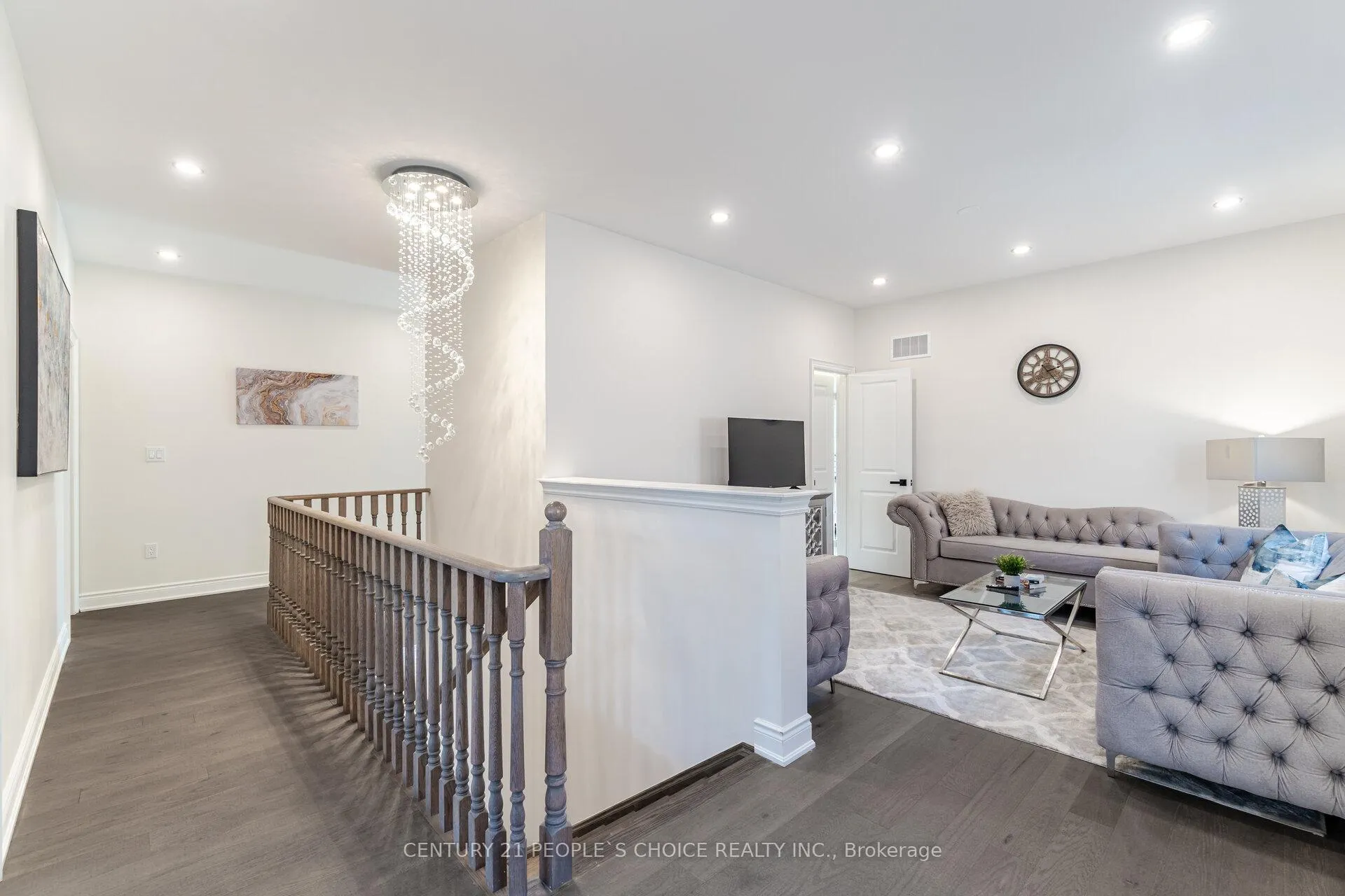 Photo 26 of Unit Main, 57 Pond View Gate, Hamilton, Waterdown — HOMEH