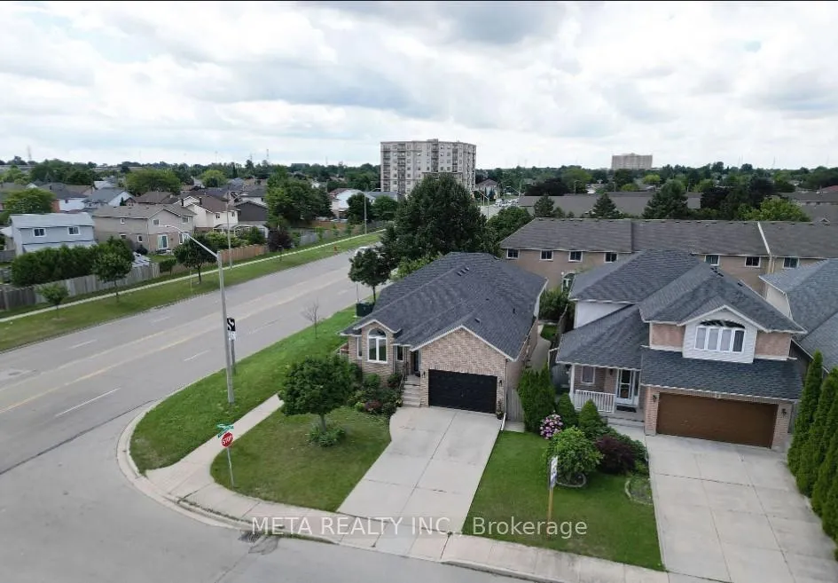 Photo 16 of Unit (BASEMENT), 1 Resolute Drive, Hamilton, Crerar — HOMEH