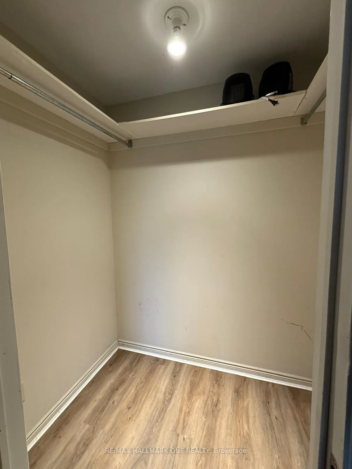 Photo 14 of 184 Timpson Drive, Aurora, Aurora Highlands — HOMEH