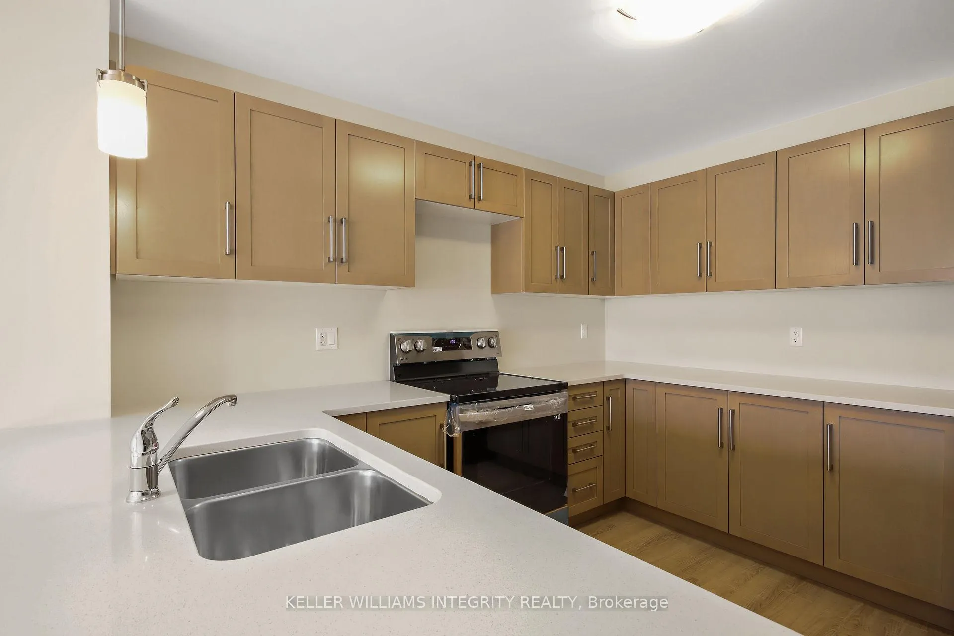 Photo 5 of 116 Dowdall Circle E, Carleton Place — HOMEH