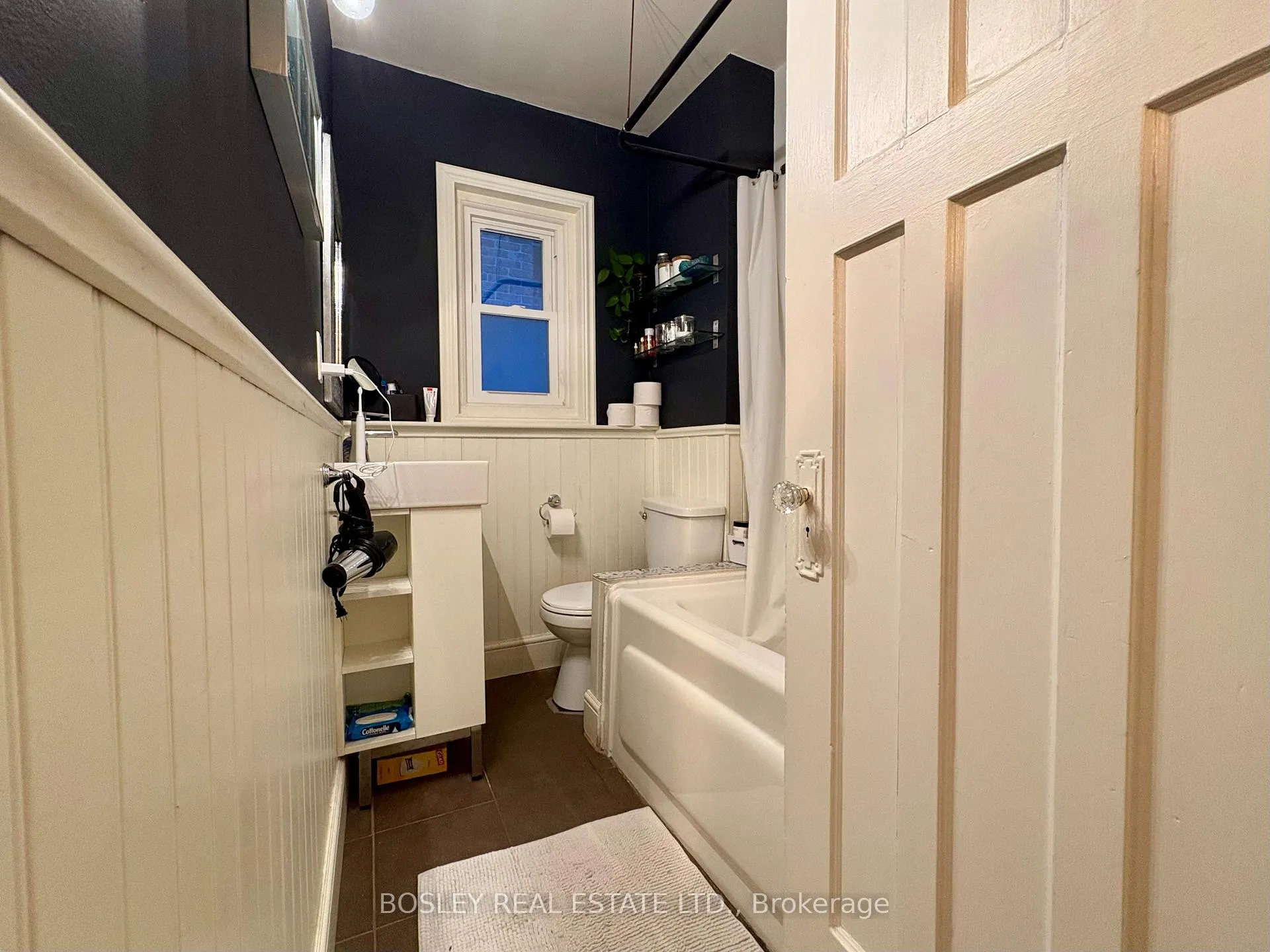 Photo 12 of Unit Main, 141 Booth Avenue, Toronto, South Riverdale — HOMEH