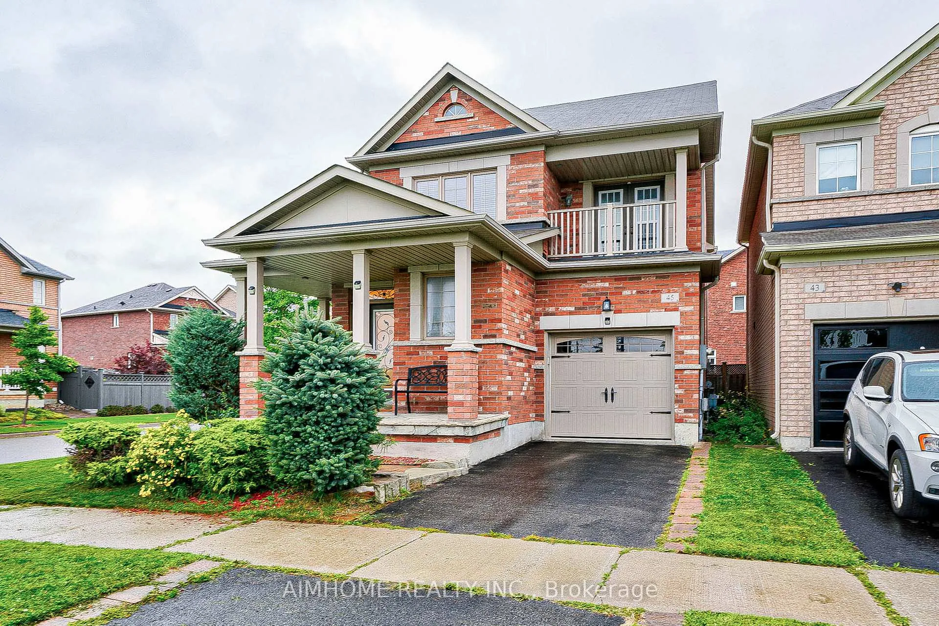 Photo 1 of 45 Darren Hill Trail, Markham, Greensborough — HOMEH