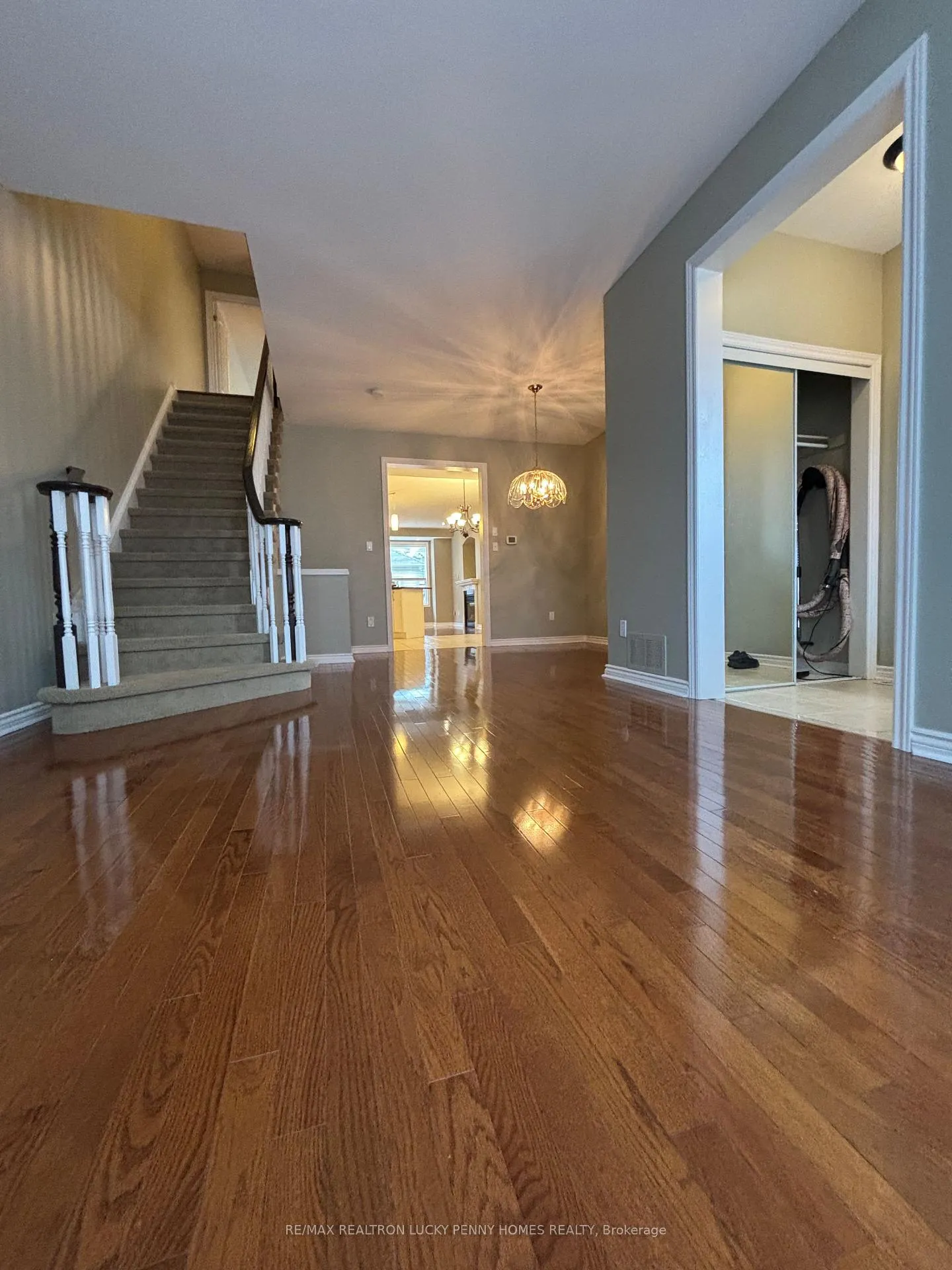 Photo 5 of 6 Christian ReesorPark Avenue, Markham, Cornell — HOMEH