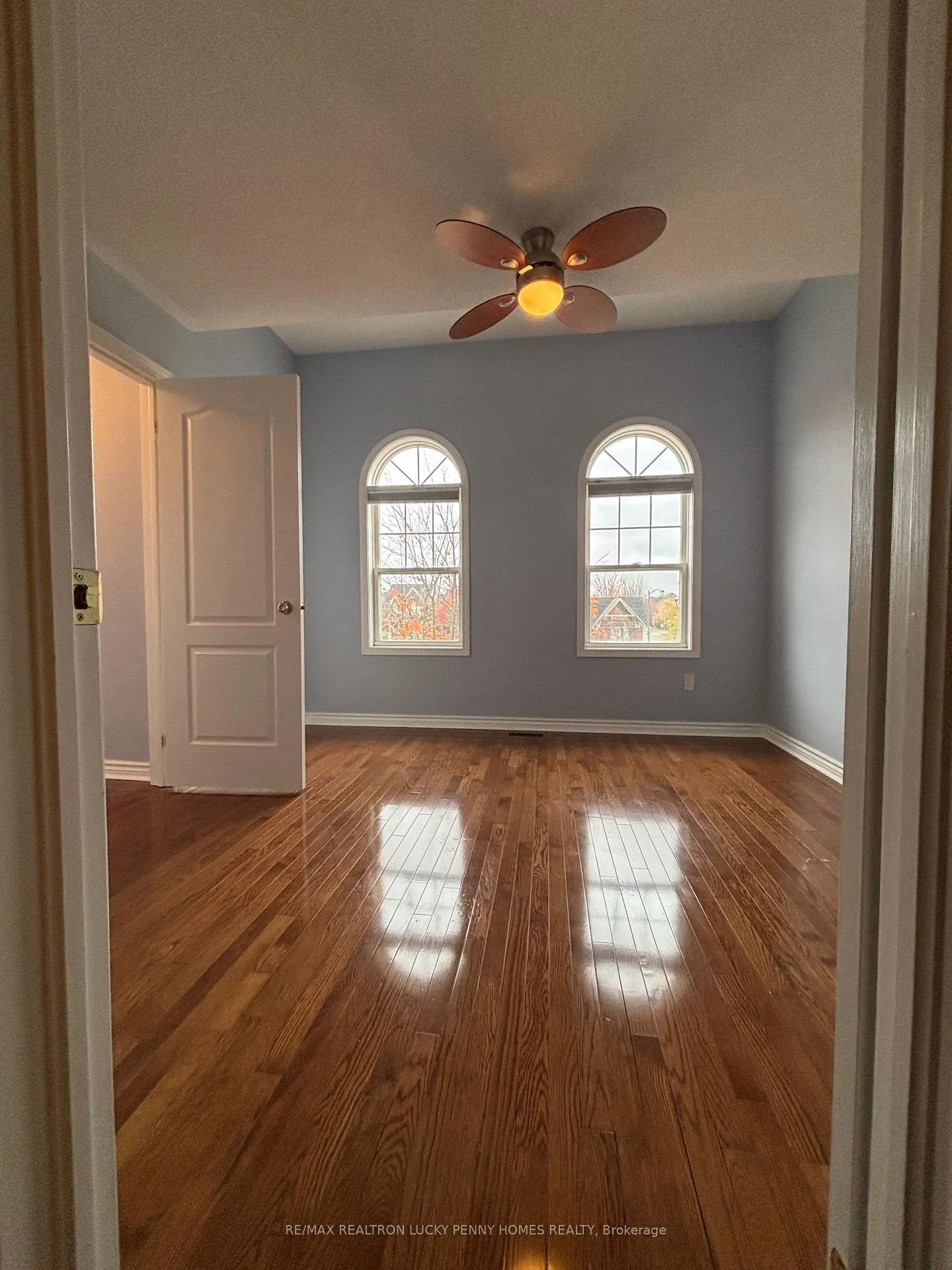 Photo 11 of 6 Christian ReesorPark Avenue, Markham, Cornell — HOMEH
