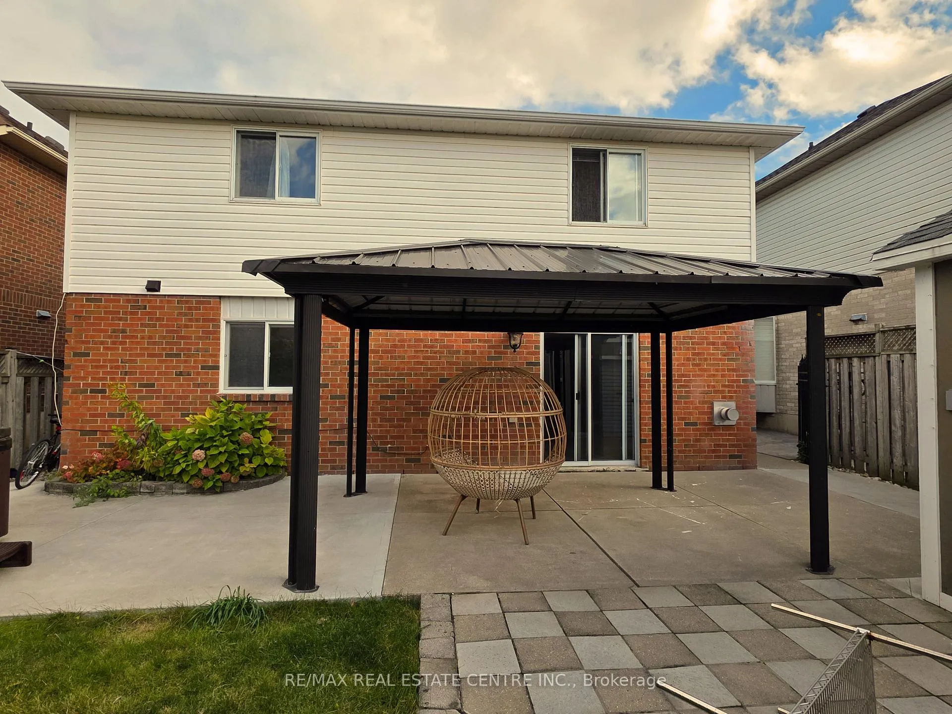 Photo 4 of 118 Fano Drive, Hamilton, Butler — HOMEH