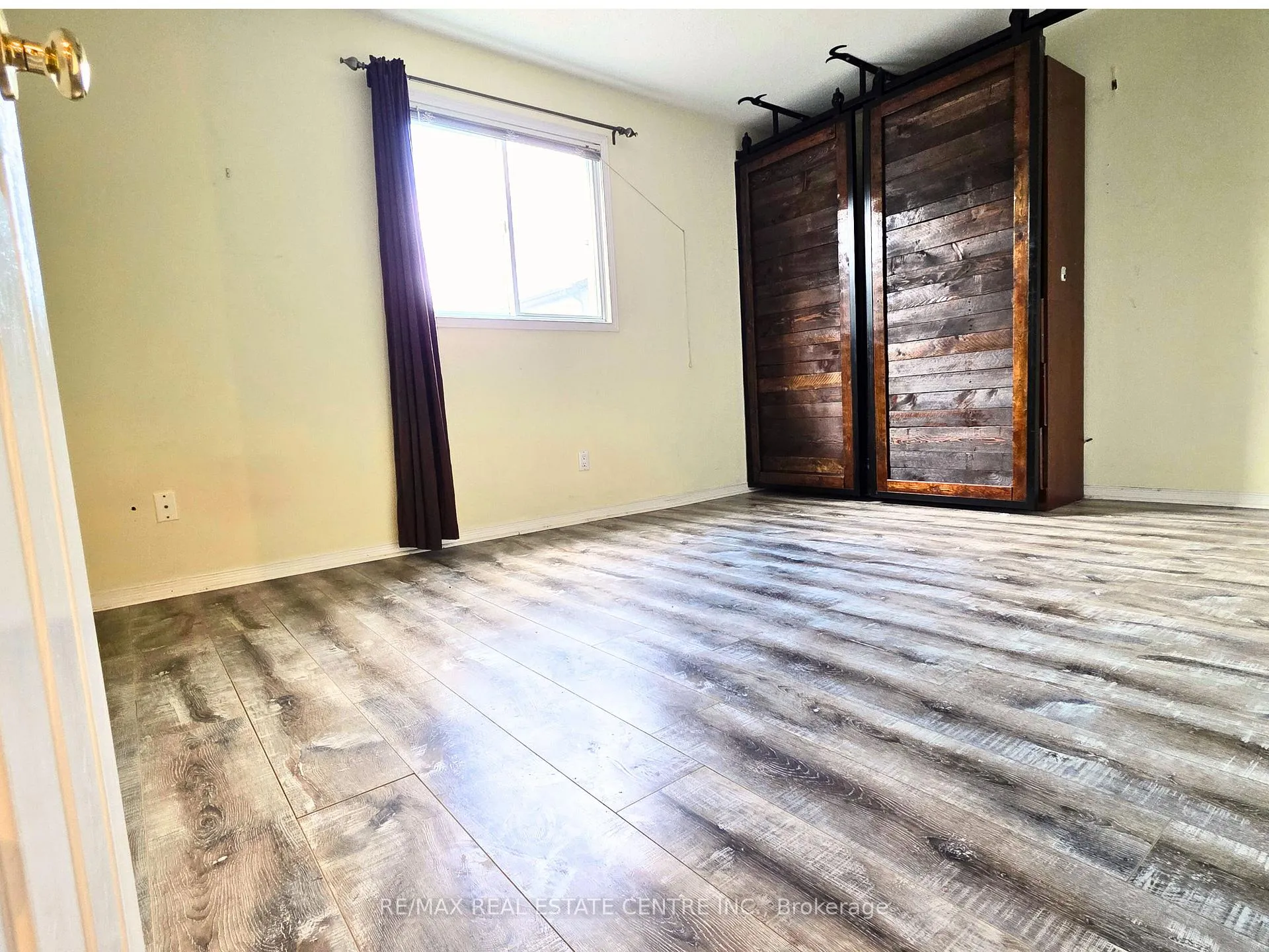 Photo 5 of 118 Fano Drive, Hamilton, Butler — HOMEH
