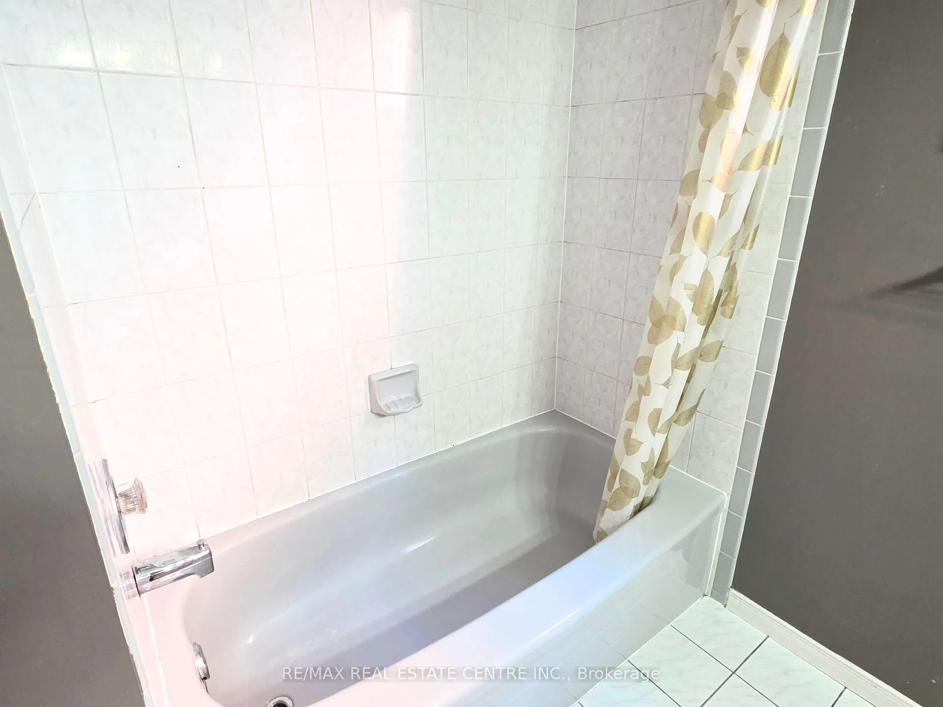 Photo 16 of 118 Fano Drive, Hamilton, Butler — HOMEH